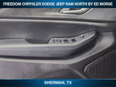 2025 Jeep Grand Cherokee Laredo X 4x4