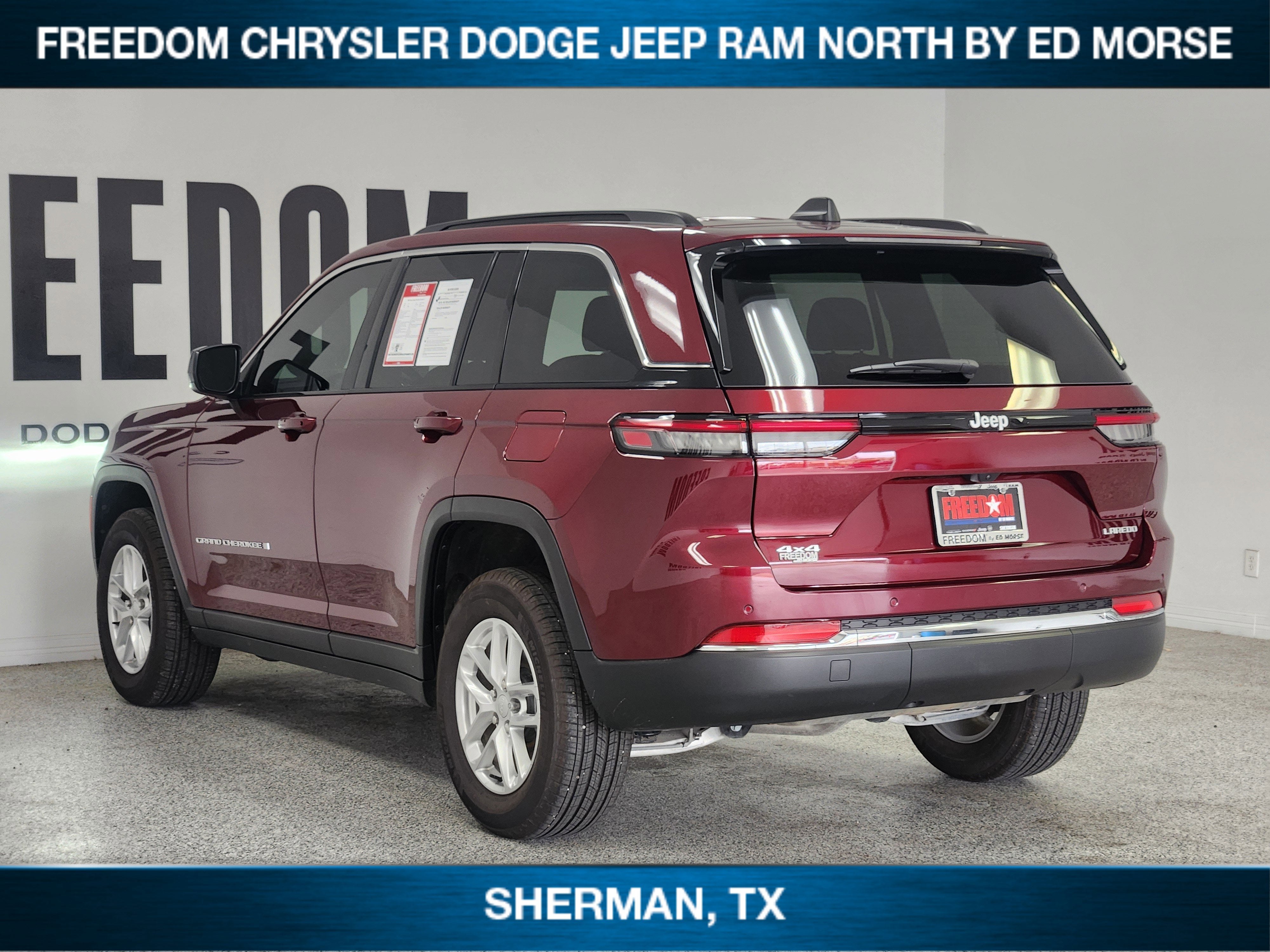 2025 Jeep Grand Cherokee Laredo X 4x4