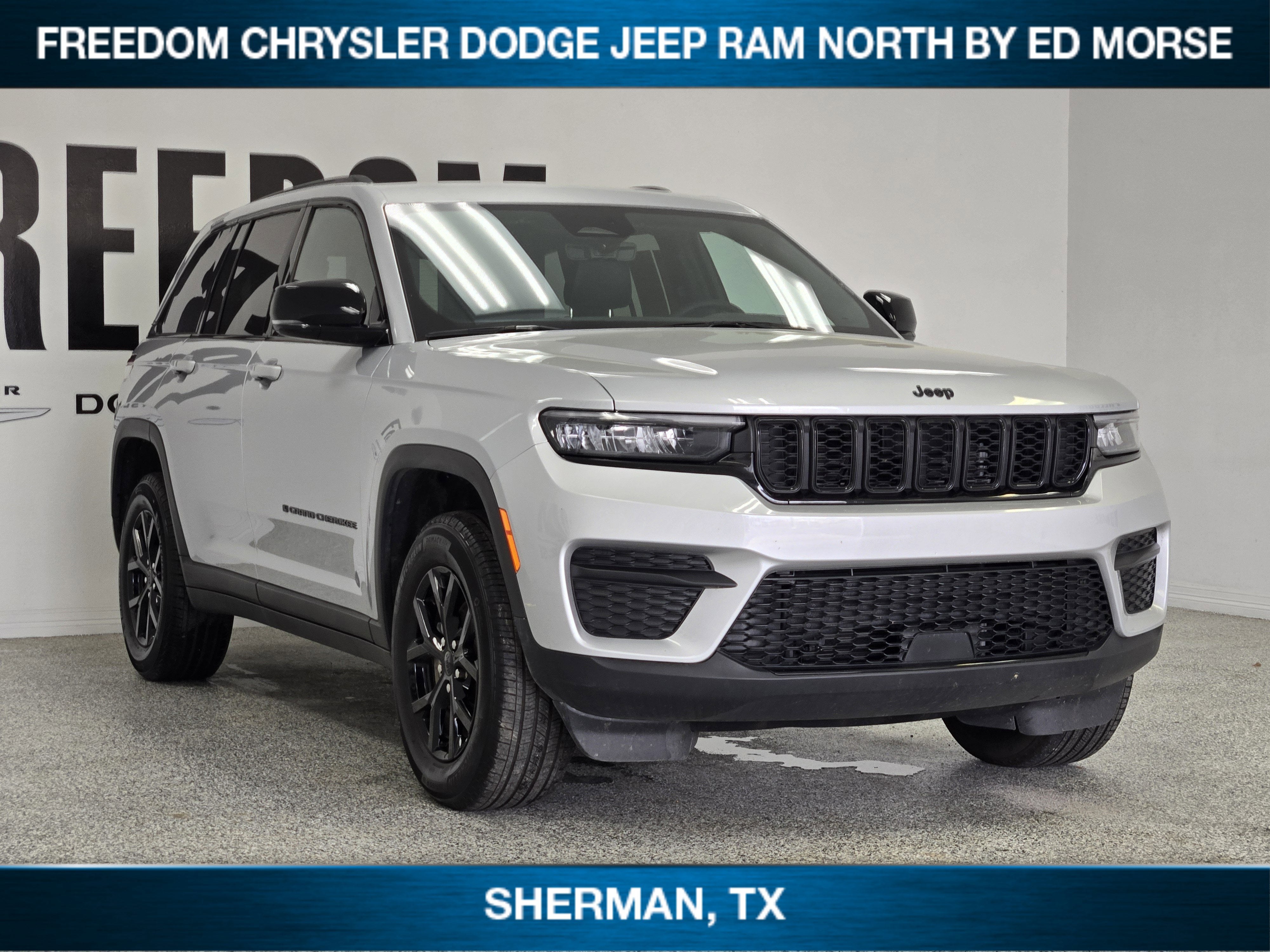 2025 Jeep Grand Cherokee Altitude 4x4