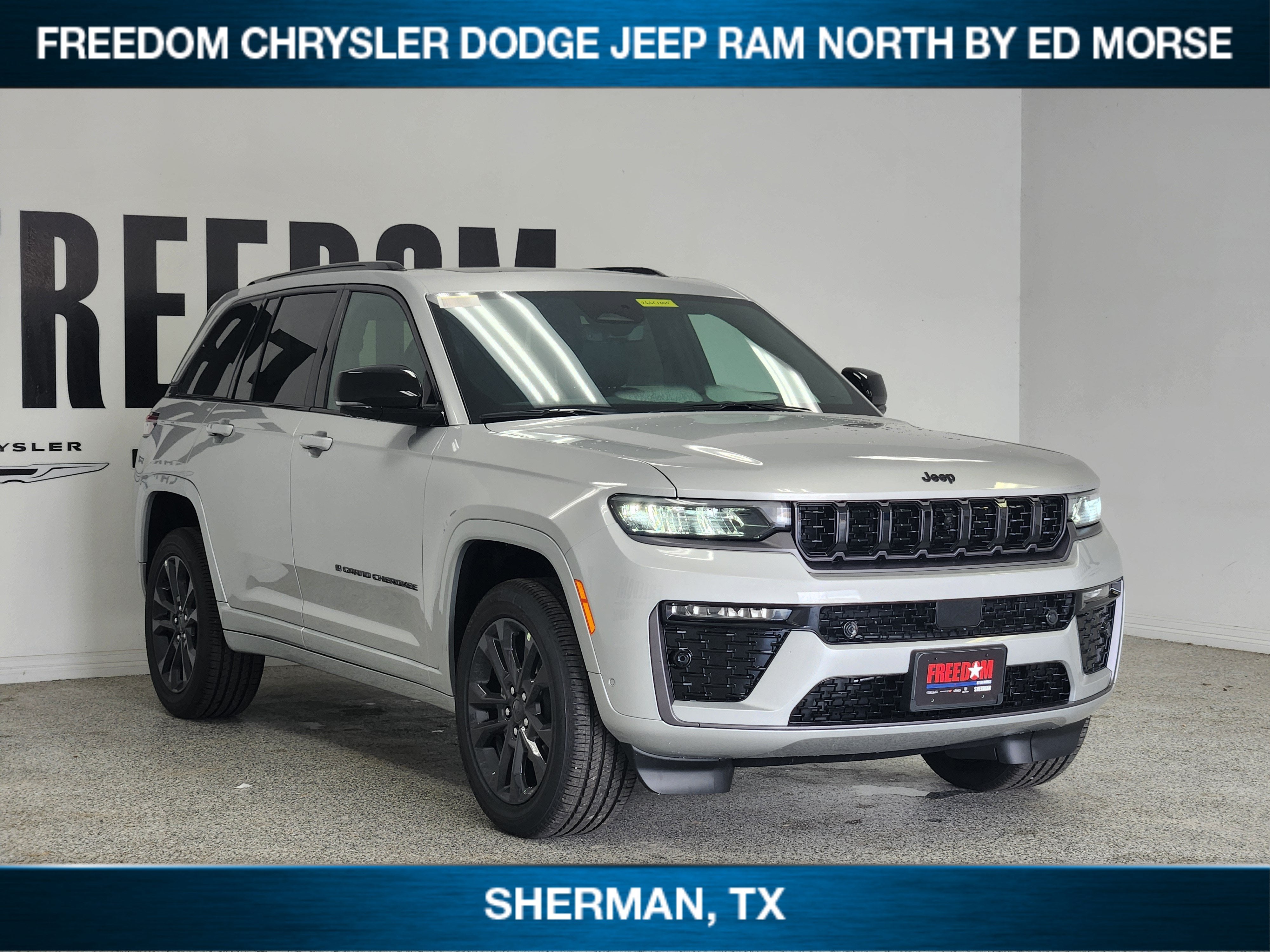 2026 Jeep Grand Cherokee GRAND CHEROKEE LIMITED RESERVE 4X4