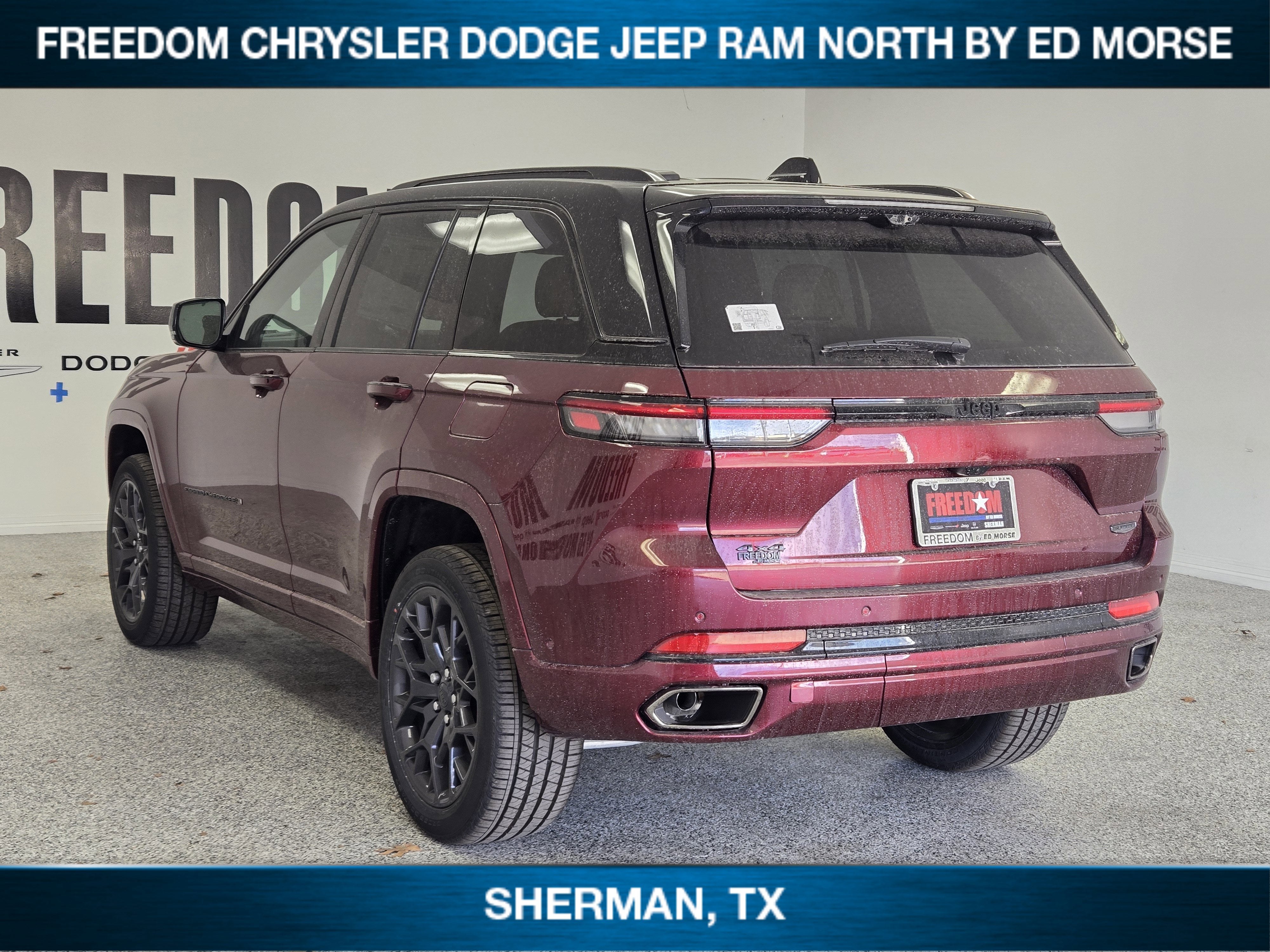 2025 Jeep Grand Cherokee GRAND CHEROKEE SUMMIT RESERVE 4X4