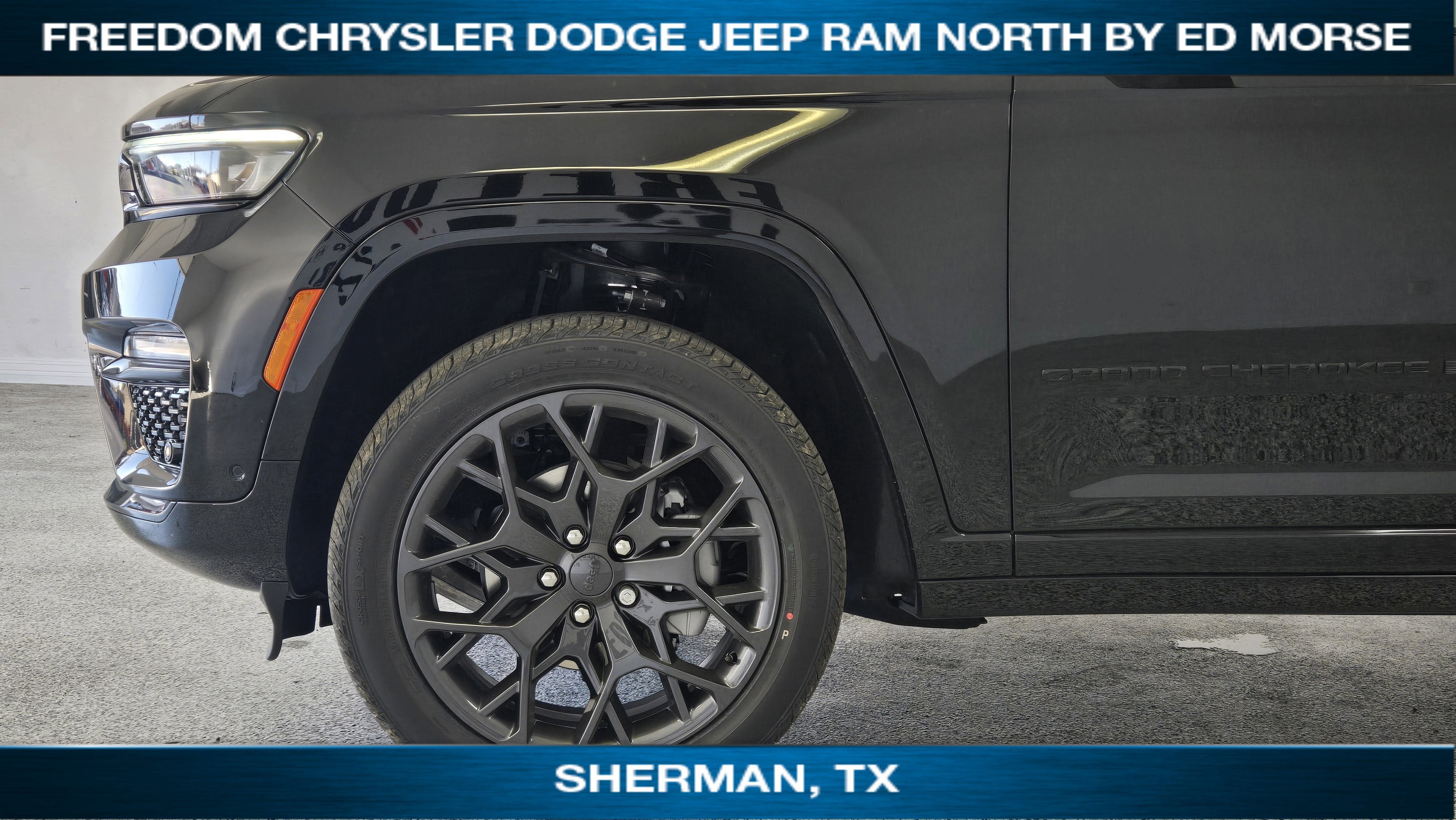 2025 Jeep Grand Cherokee GRAND CHEROKEE SUMMIT 4X4