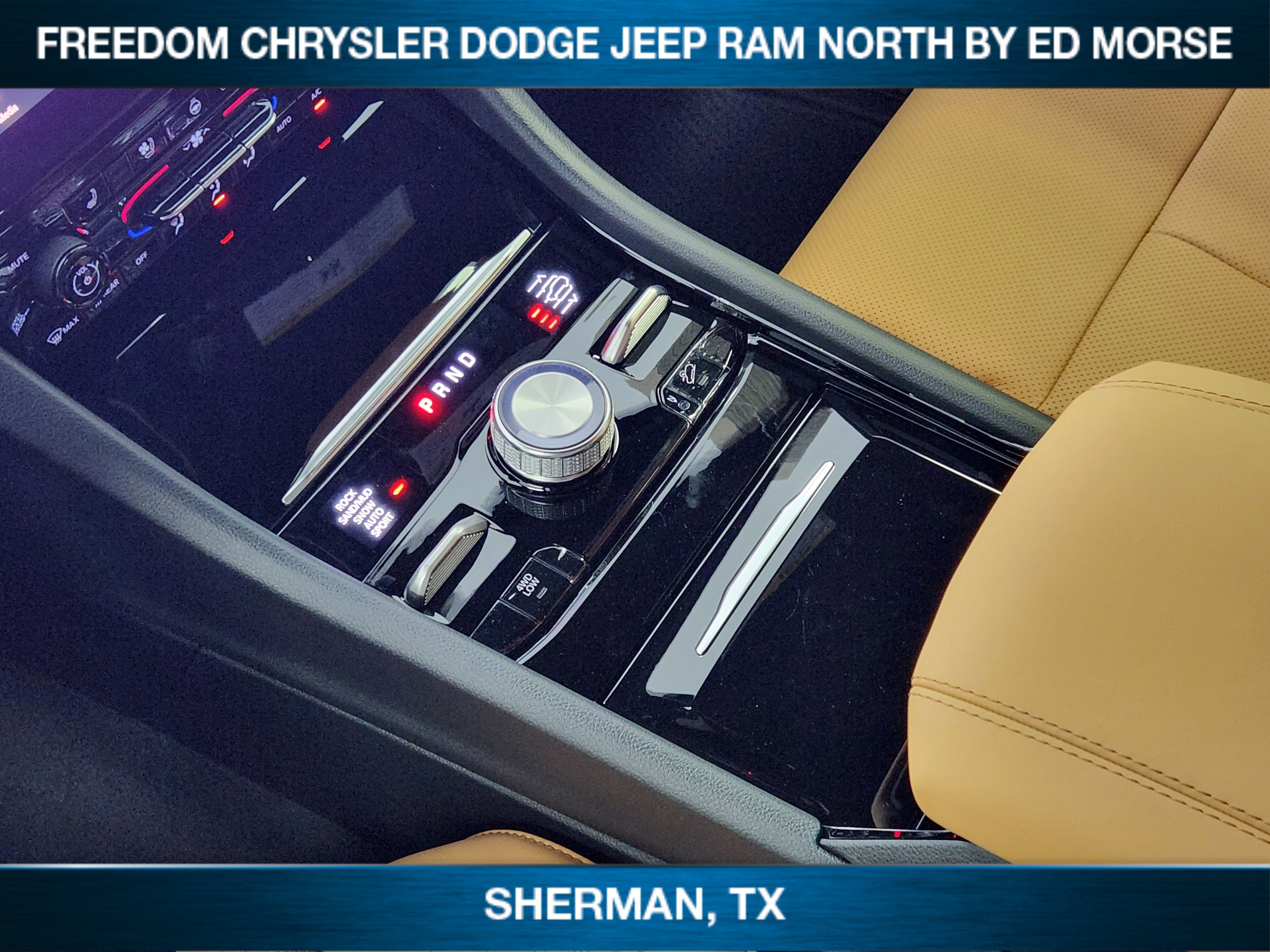 2025 Jeep Grand Cherokee GRAND CHEROKEE SUMMIT 4X4