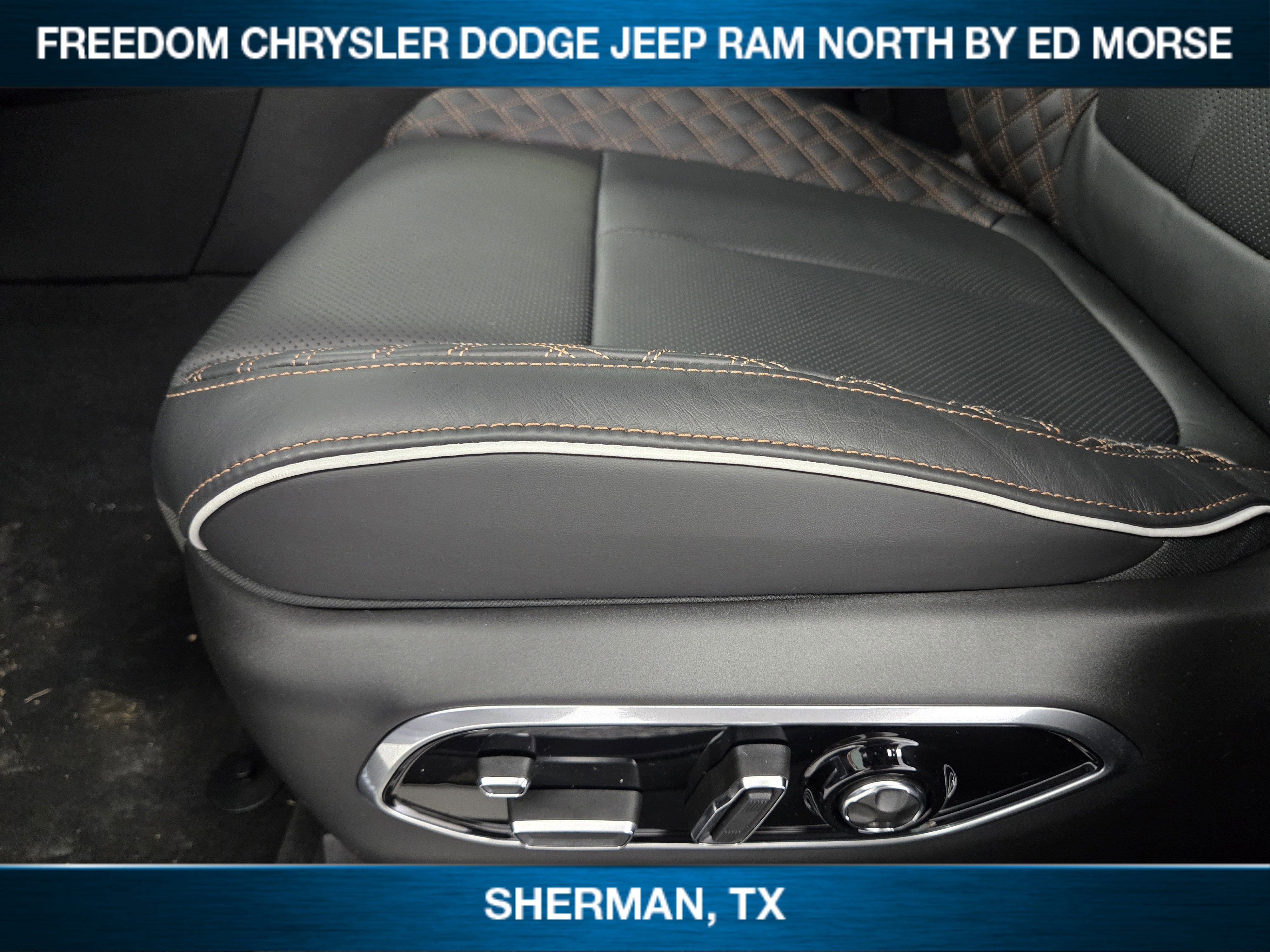 2026 Jeep Grand Cherokee GRAND CHEROKEE SUMMIT 4X4