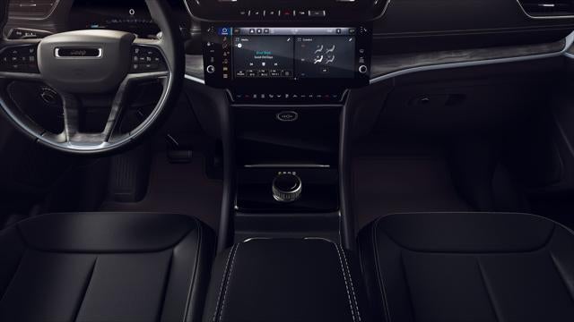 2026 Jeep Grand Cherokee GRAND CHEROKEE L LAREDO ALTITUDE 4X2