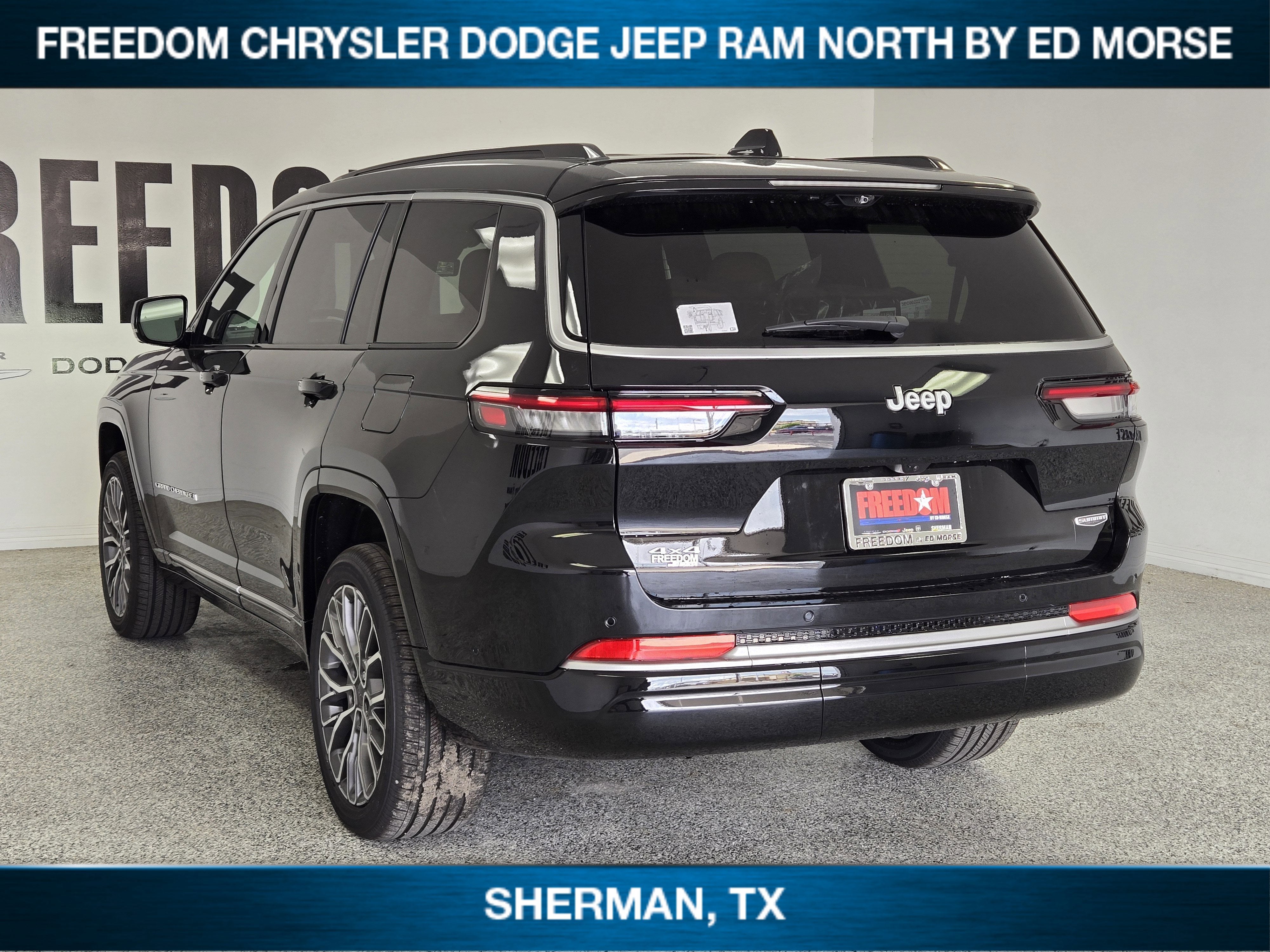 2026 Jeep Grand Cherokee GRAND CHEROKEE L SUMMIT 4X4