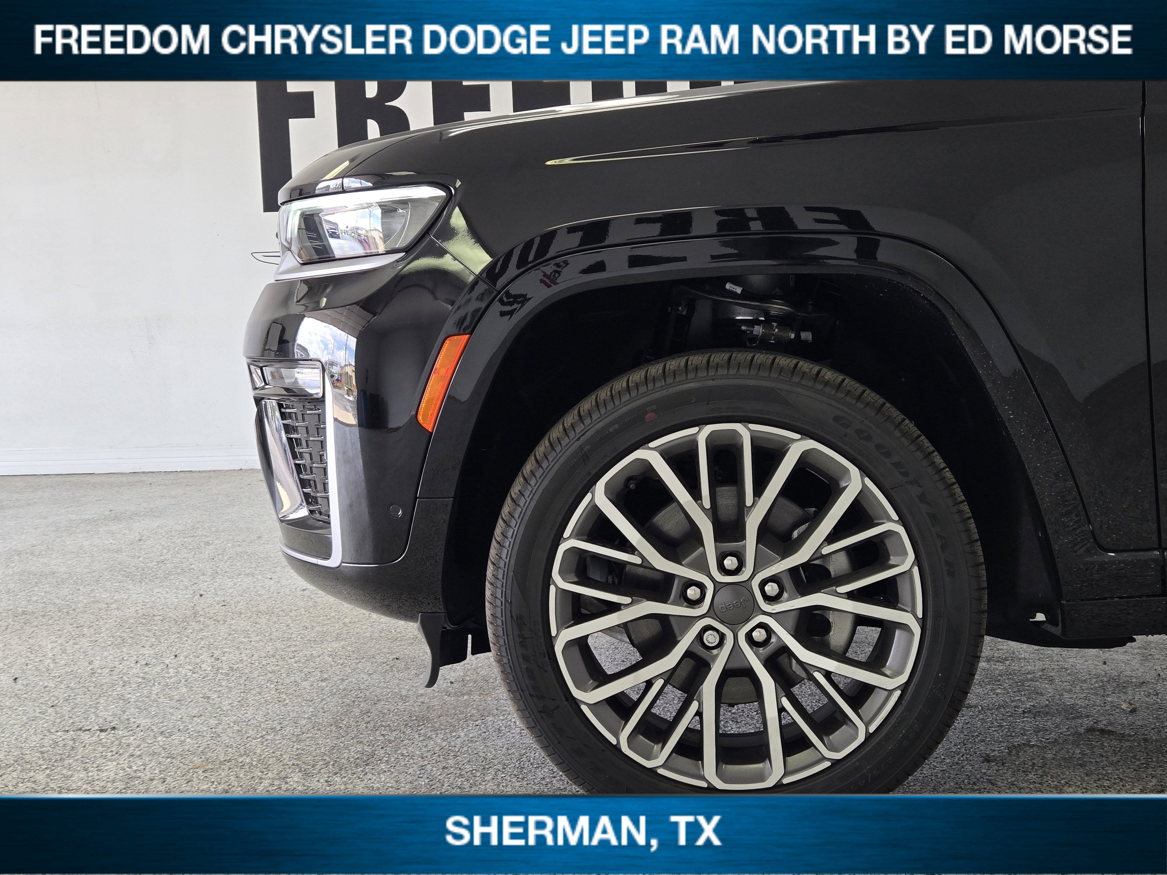 2026 Jeep Grand Cherokee GRAND CHEROKEE L SUMMIT 4X4
