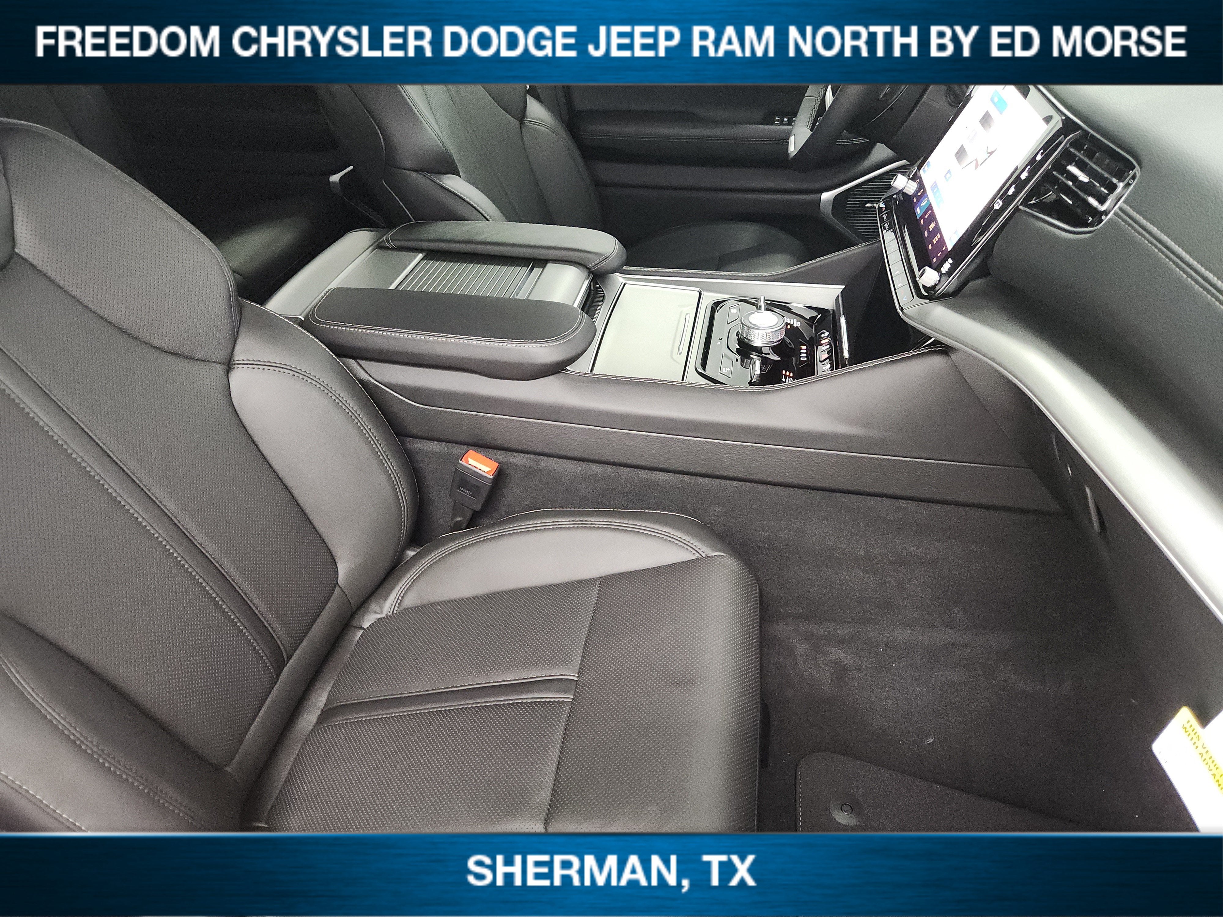 2026 Jeep Grand Wagoneer GRAND WAGONEER UPLAND 4X4