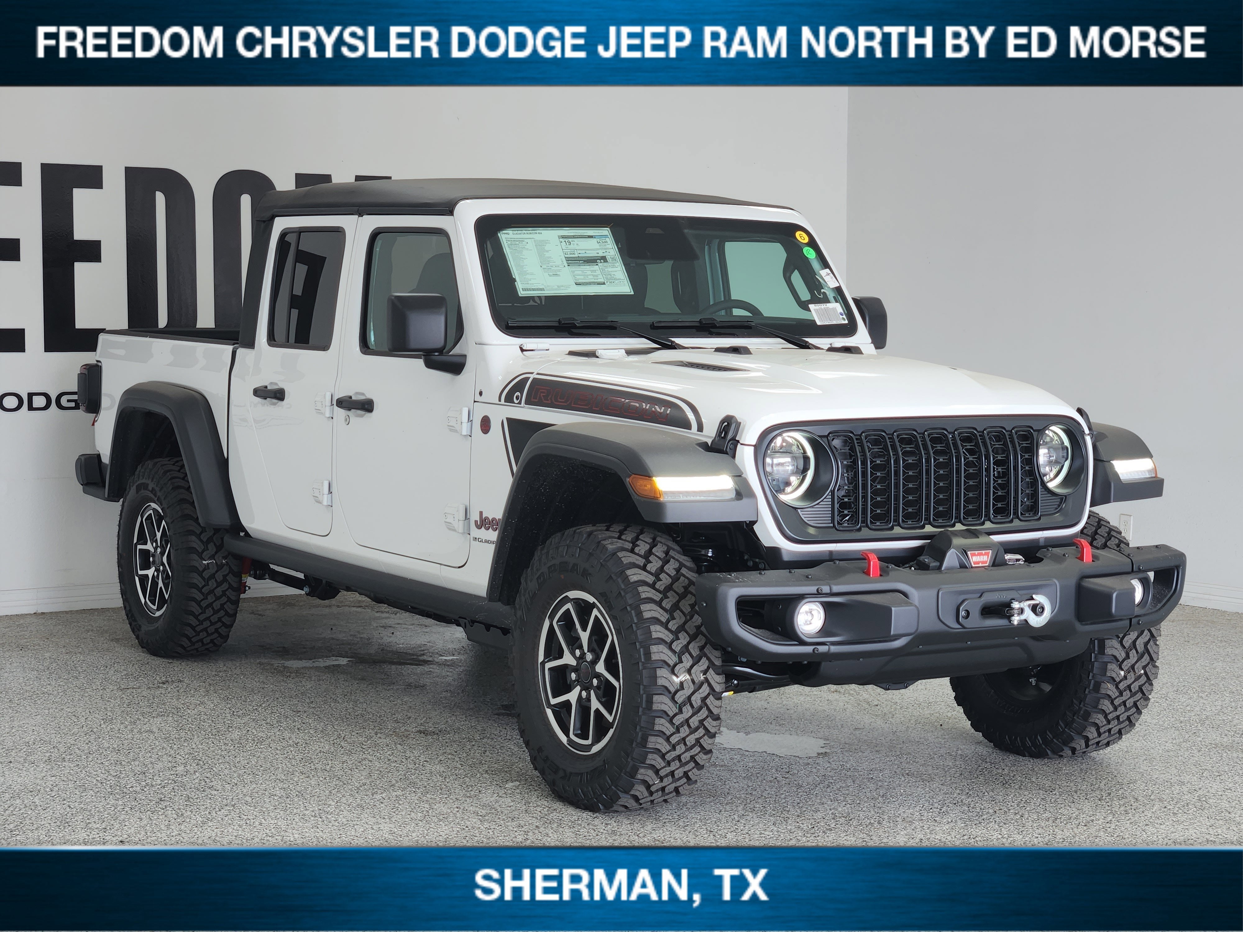 2026 Jeep Gladiator GLADIATOR SHADOW OPS 4X4