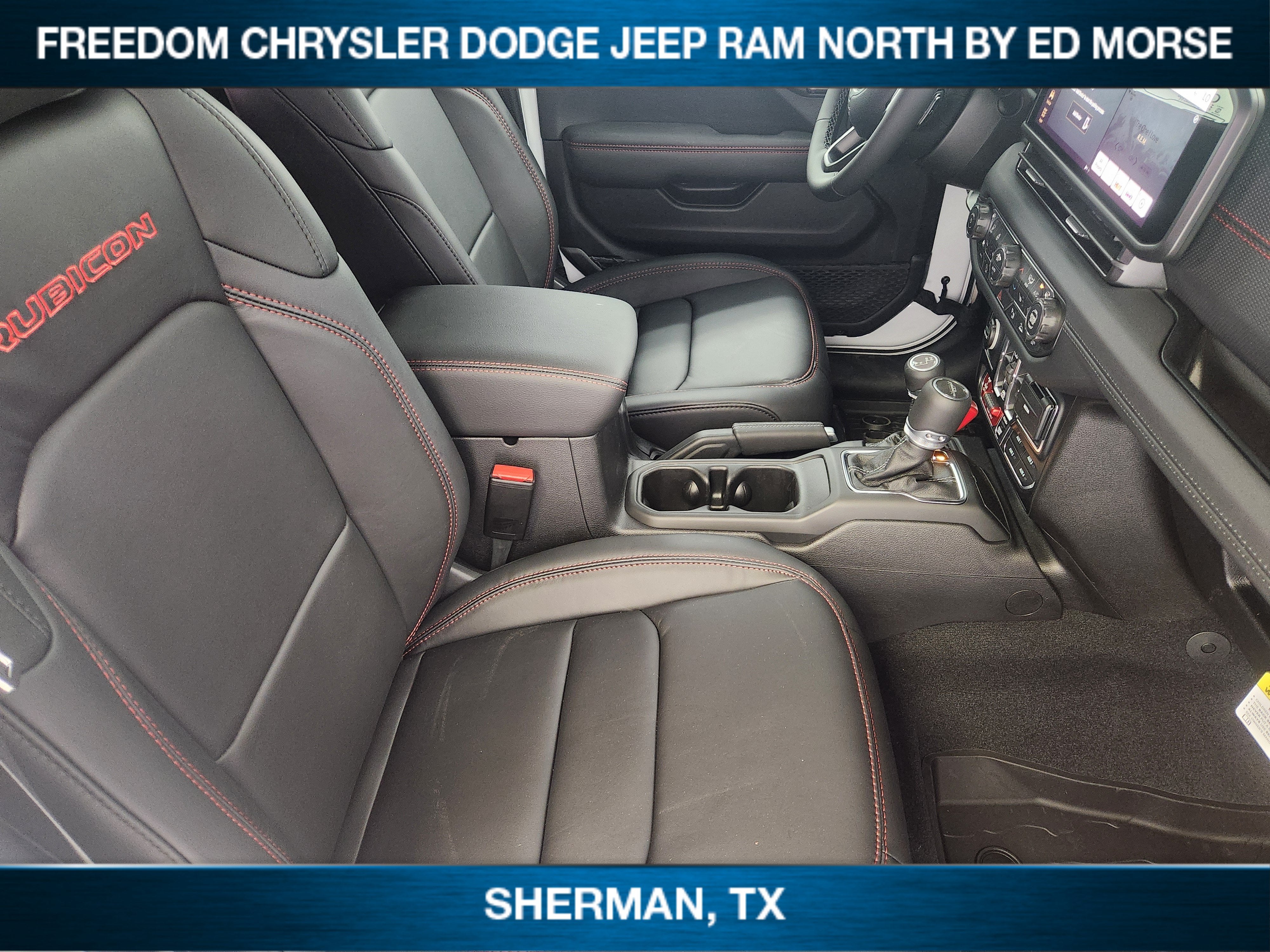 2026 Jeep Gladiator GLADIATOR SHADOW OPS 4X4