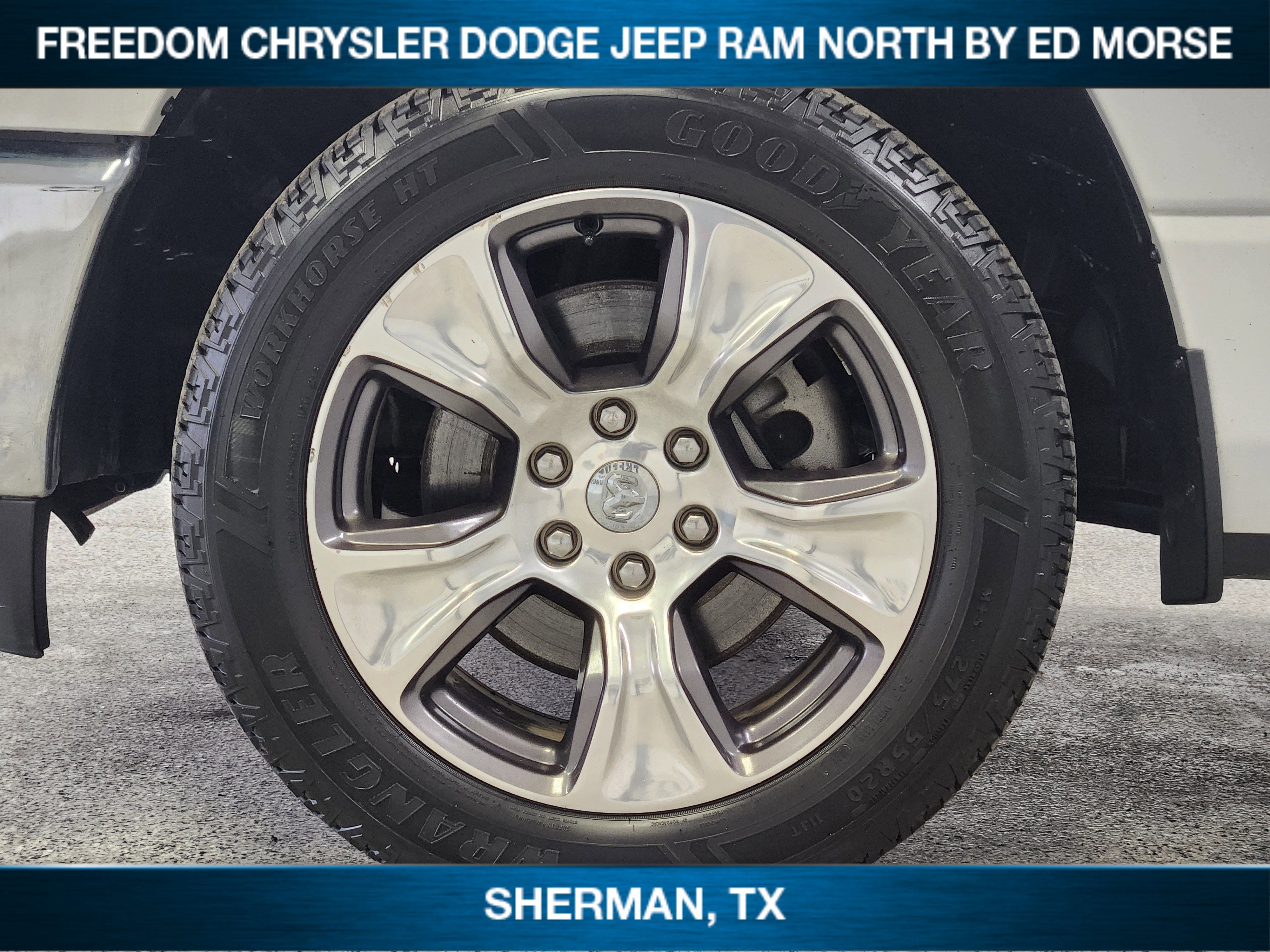 2024 RAM 1500 Laramie Crew Cab 4x2 5'7' Box