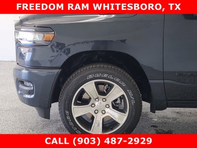 2026 RAM 1500 RAM 1500 EXPRESS QUAD CAB 4X4 6'4' BOX
