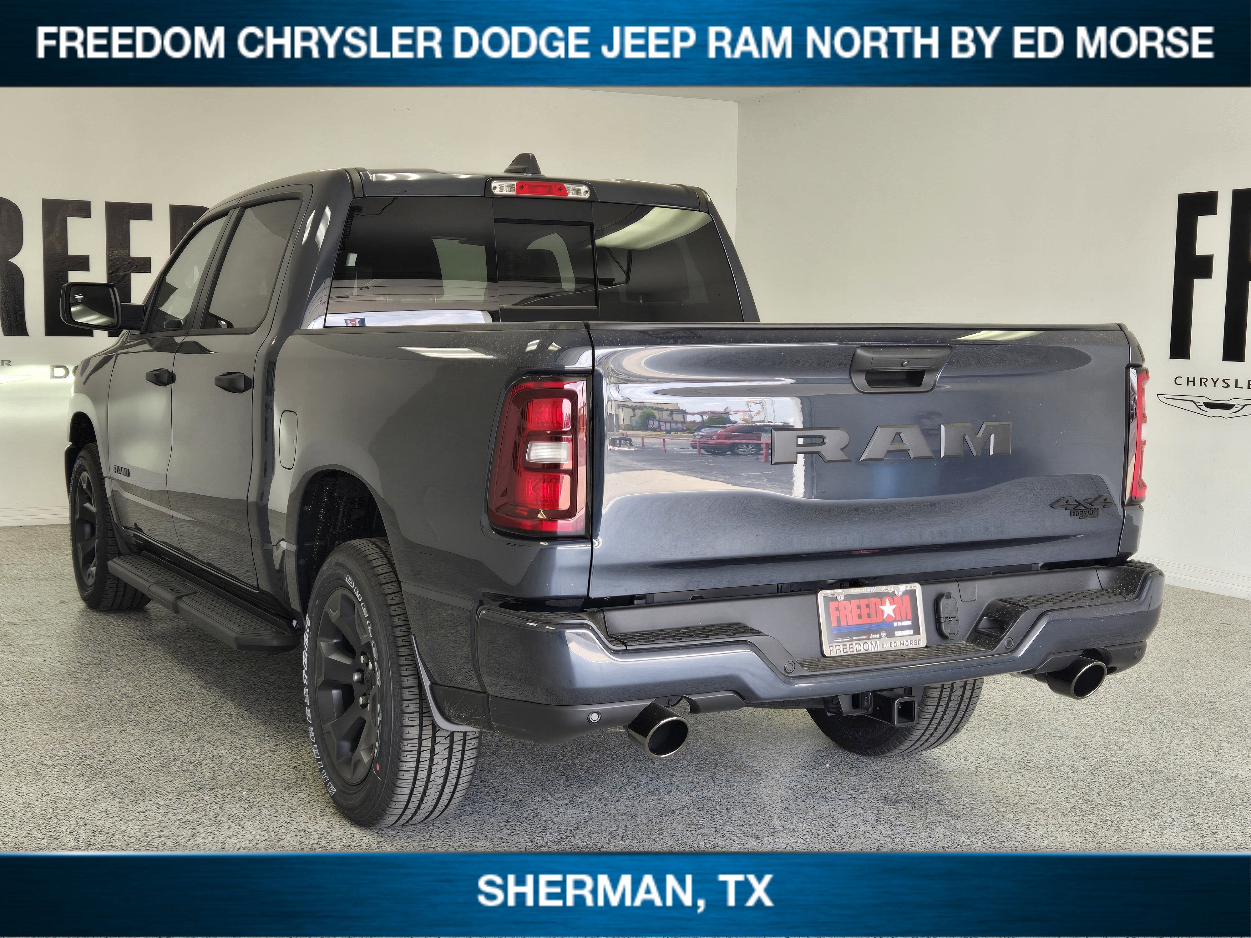 2026 RAM Ram 1500 RAM 1500 EXPRESS CREW CAB 4X4 5'7' BOX