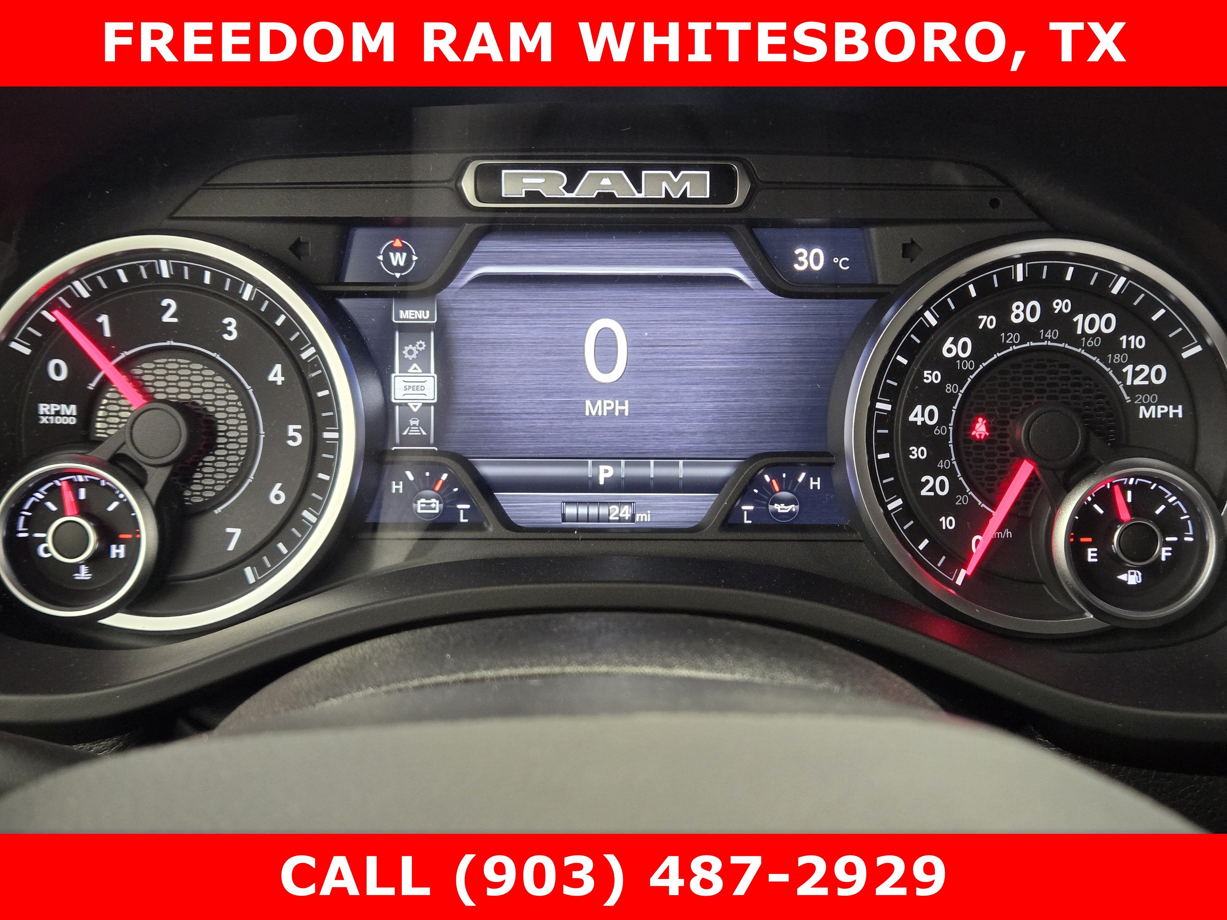 2026 RAM 1500 RAM 1500 EXPRESS CREW CAB 4X4 5'7' BOX