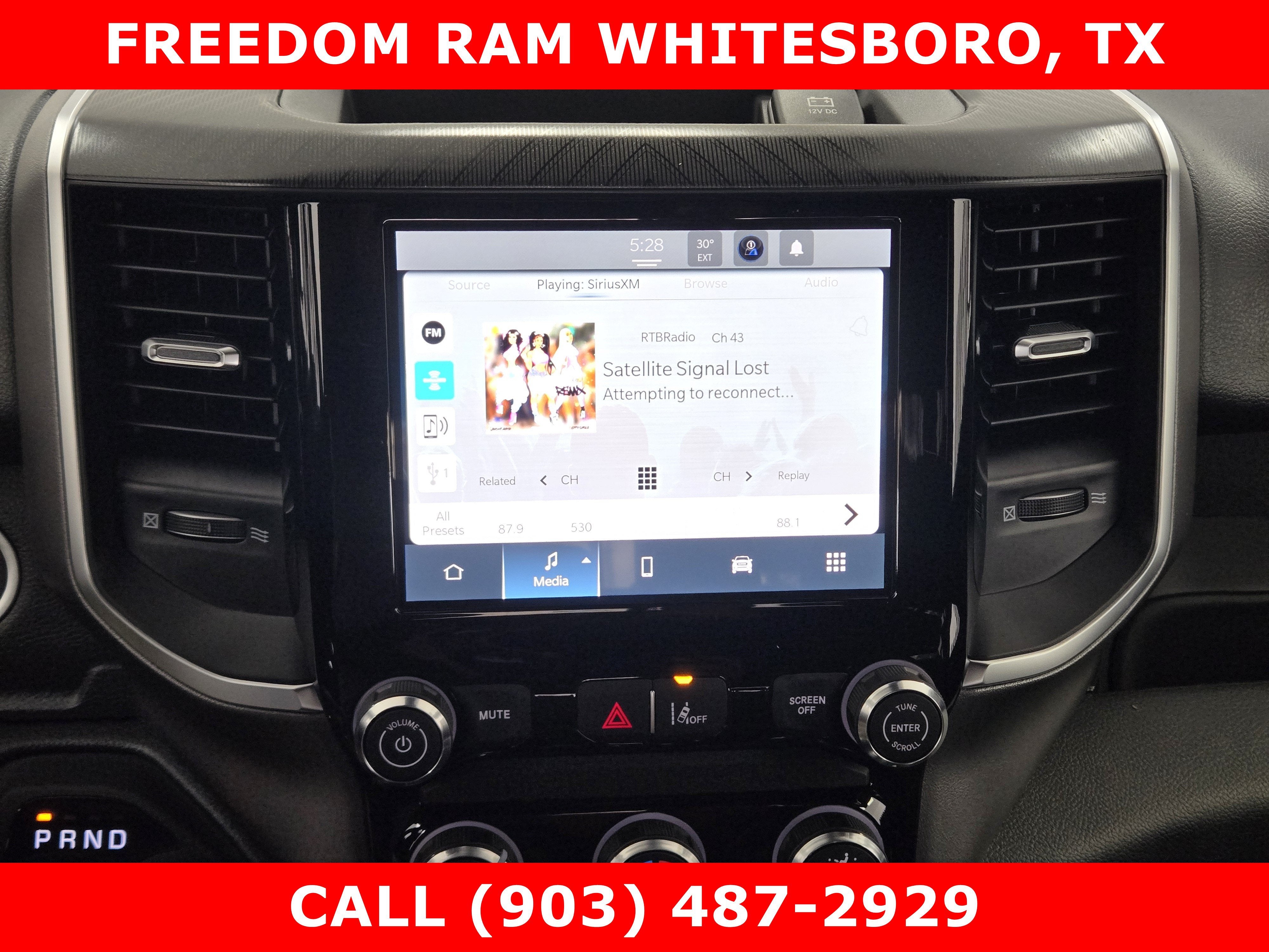 2026 RAM 1500 RAM 1500 EXPRESS CREW CAB 4X4 5'7' BOX