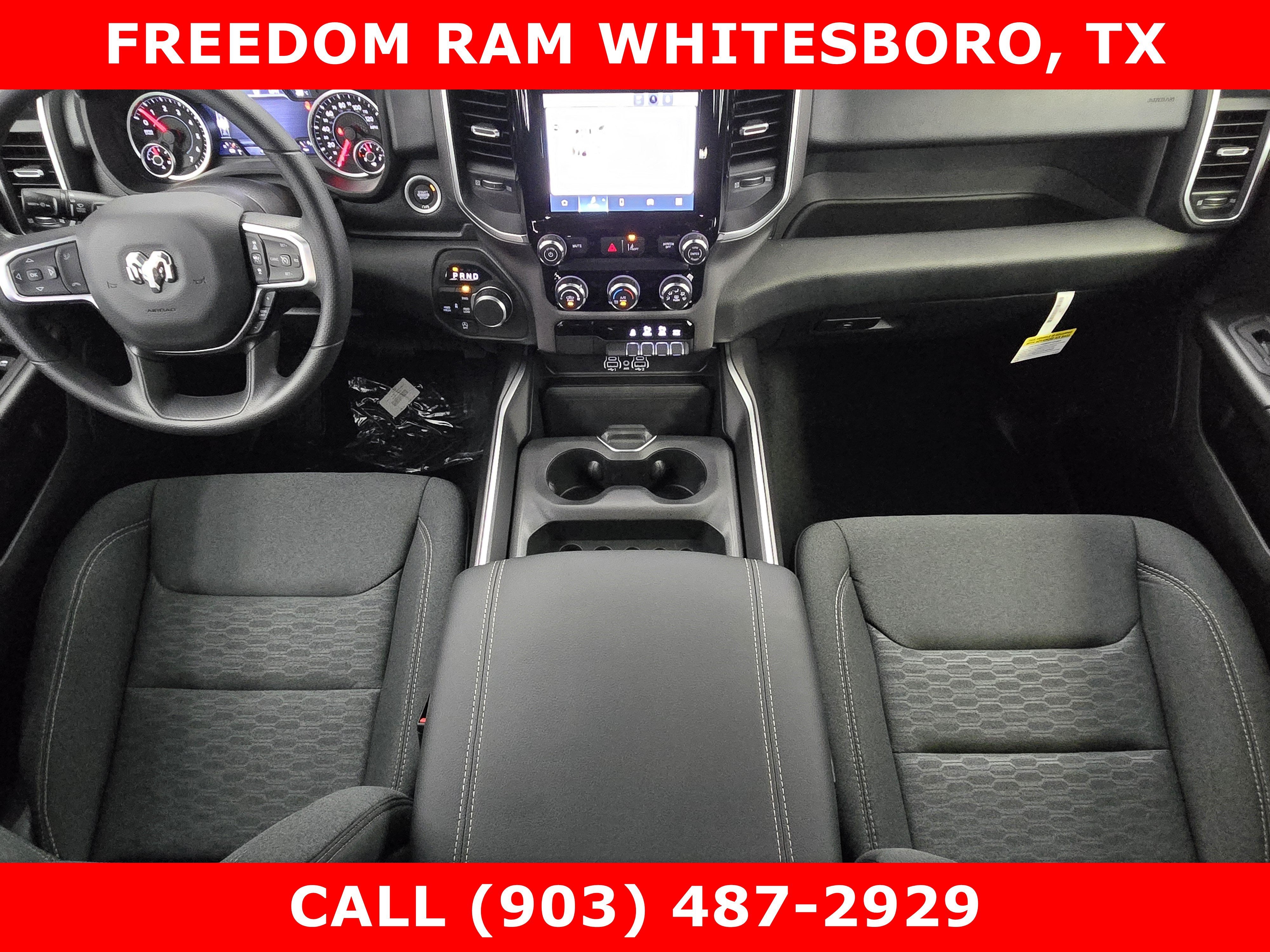 2026 RAM 1500 RAM 1500 EXPRESS CREW CAB 4X4 5'7' BOX