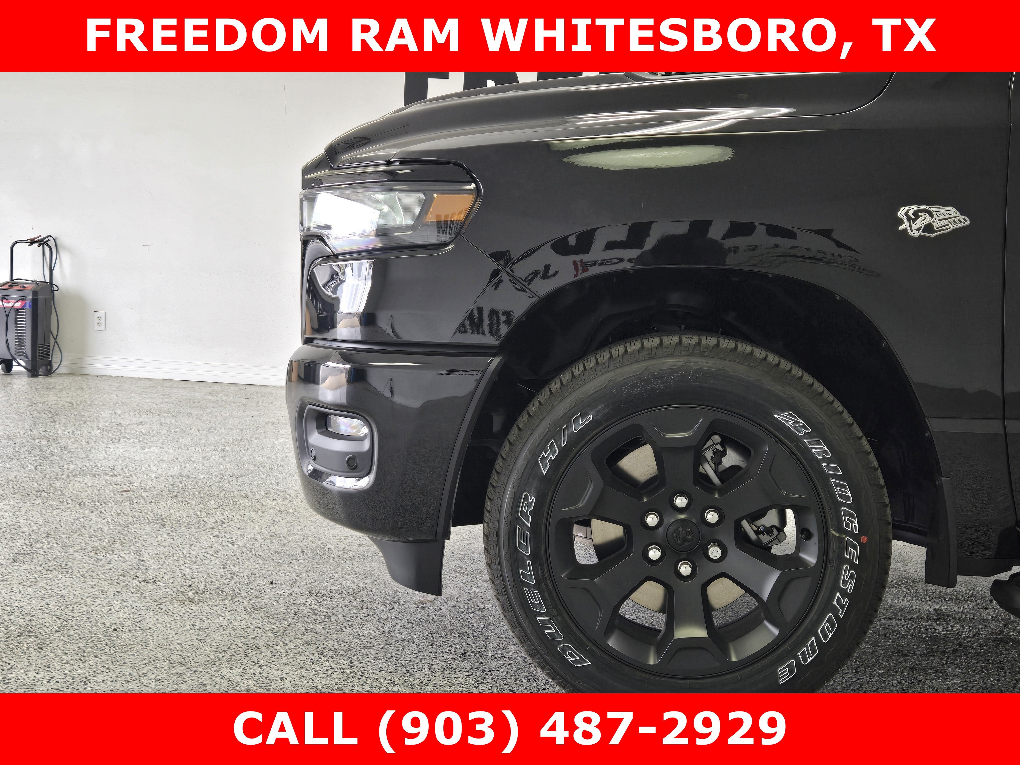 2026 RAM 1500 RAM 1500 EXPRESS CREW CAB 4X4 5'7' BOX