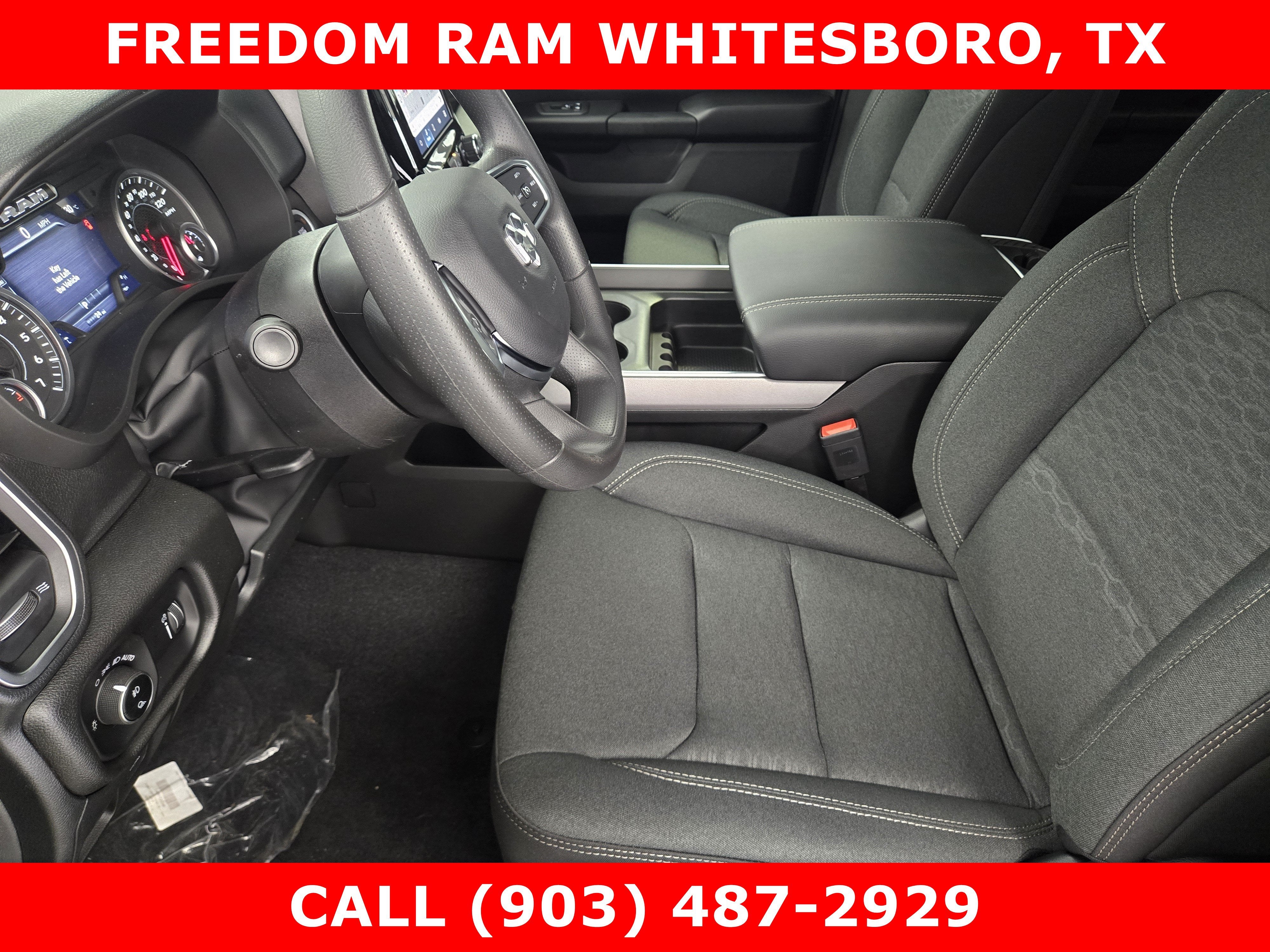 2026 RAM 1500 RAM 1500 EXPRESS CREW CAB 4X4 5'7' BOX