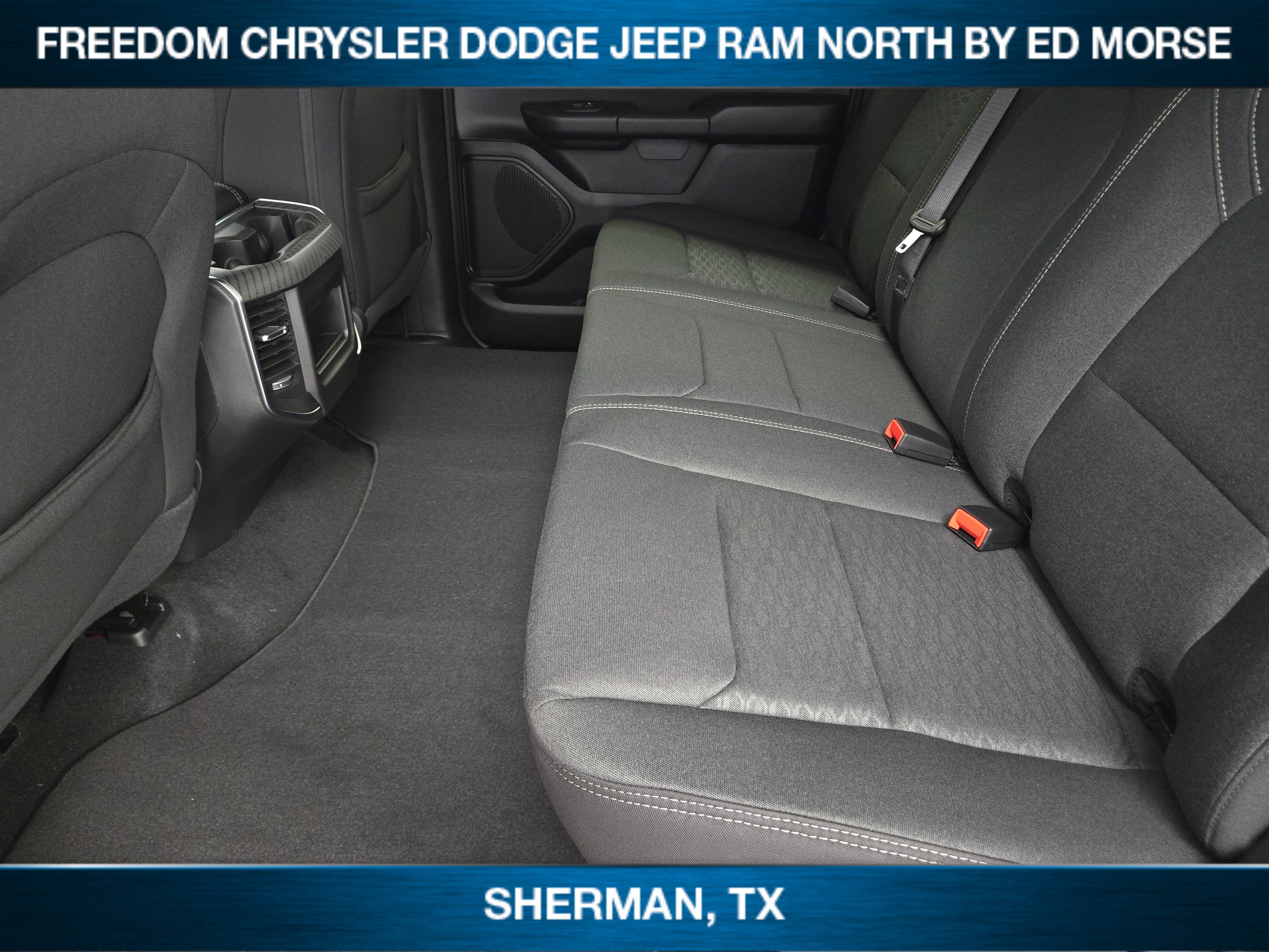 2026 RAM Ram 1500 RAM 1500 EXPRESS CREW CAB 4X4 5'7' BOX