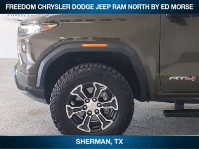 2023 GMC Canyon 4WD Crew Cab Short Box AT4
