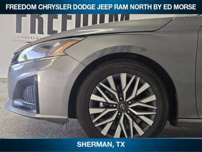 2023 Nissan Altima SV FWD