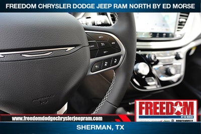2027 Chrysler Pacifica PACIFICA SELECT