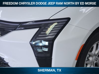2027 Chrysler Pacifica PACIFICA SELECT