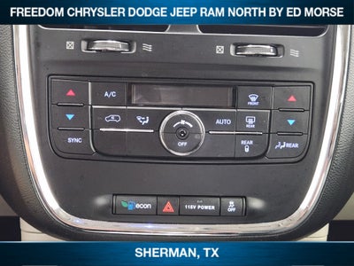 2015 Chrysler Town & Country Touring