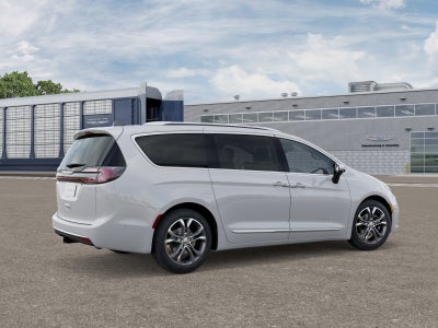 2025 Chrysler Pacifica Pinnacle