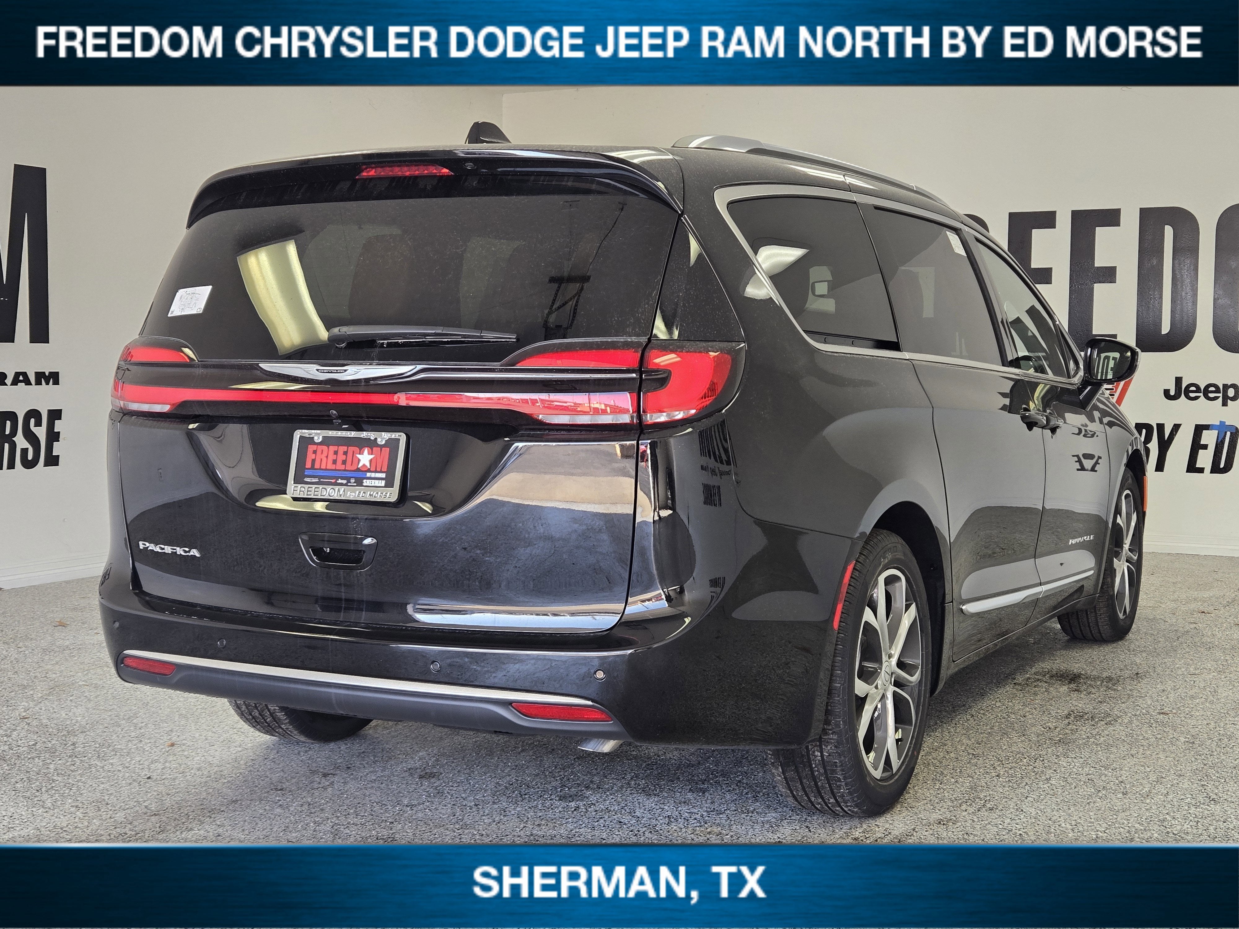 2026 Chrysler Pacifica PACIFICA PINNACLE