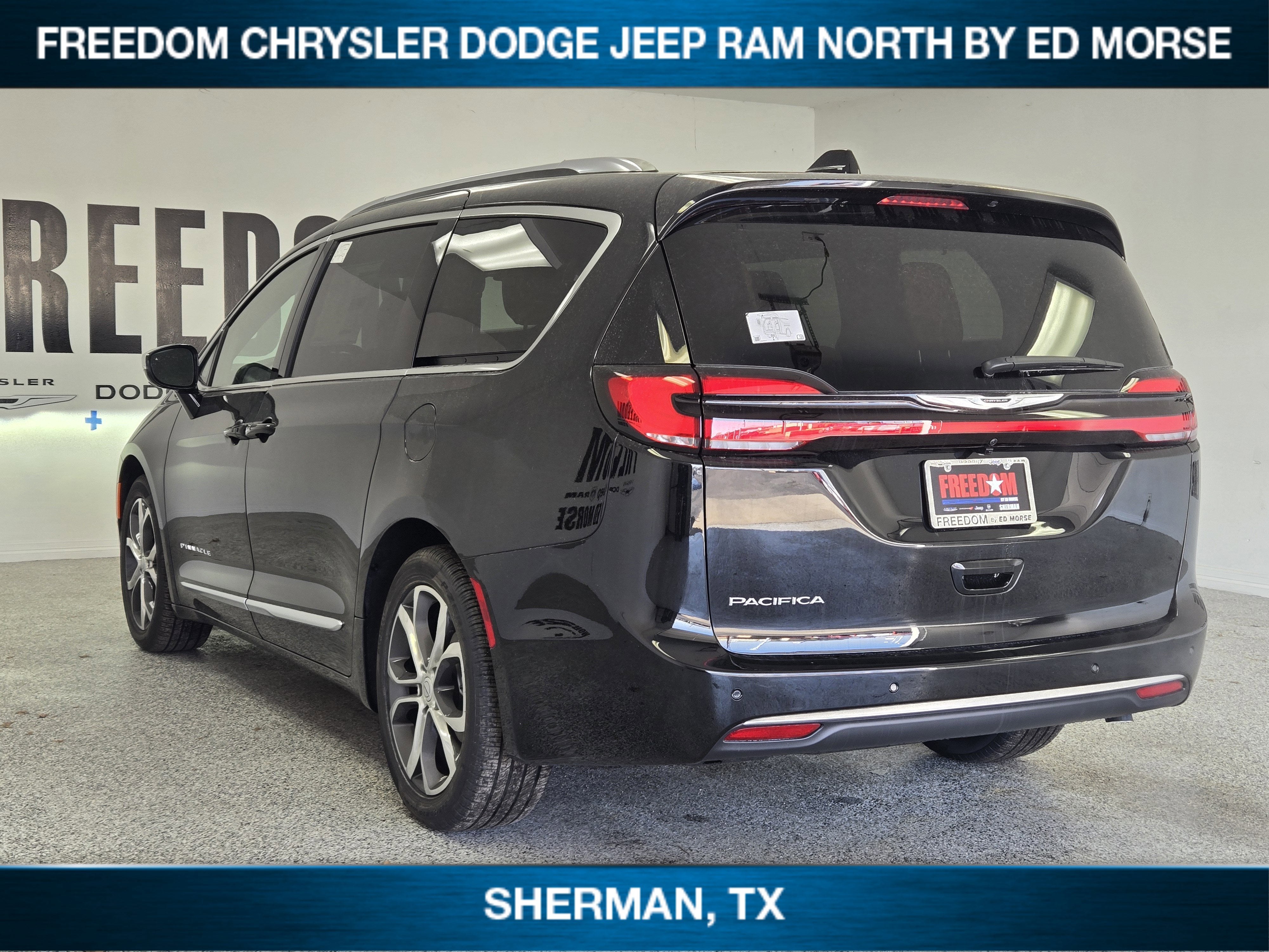 2026 Chrysler Pacifica PACIFICA PINNACLE