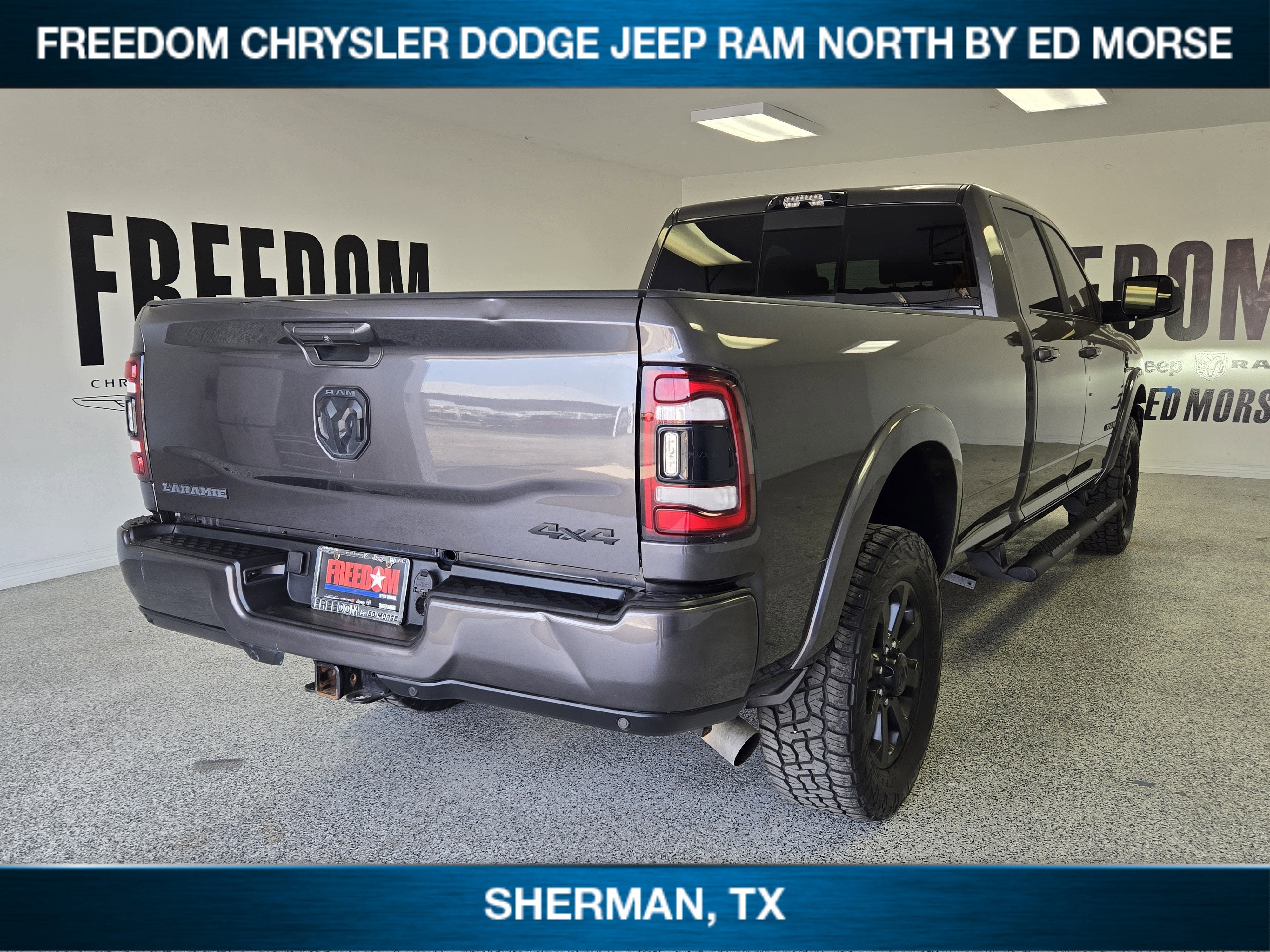 2022 RAM 3500 Laramie Crew Cab 4x4 8' Box