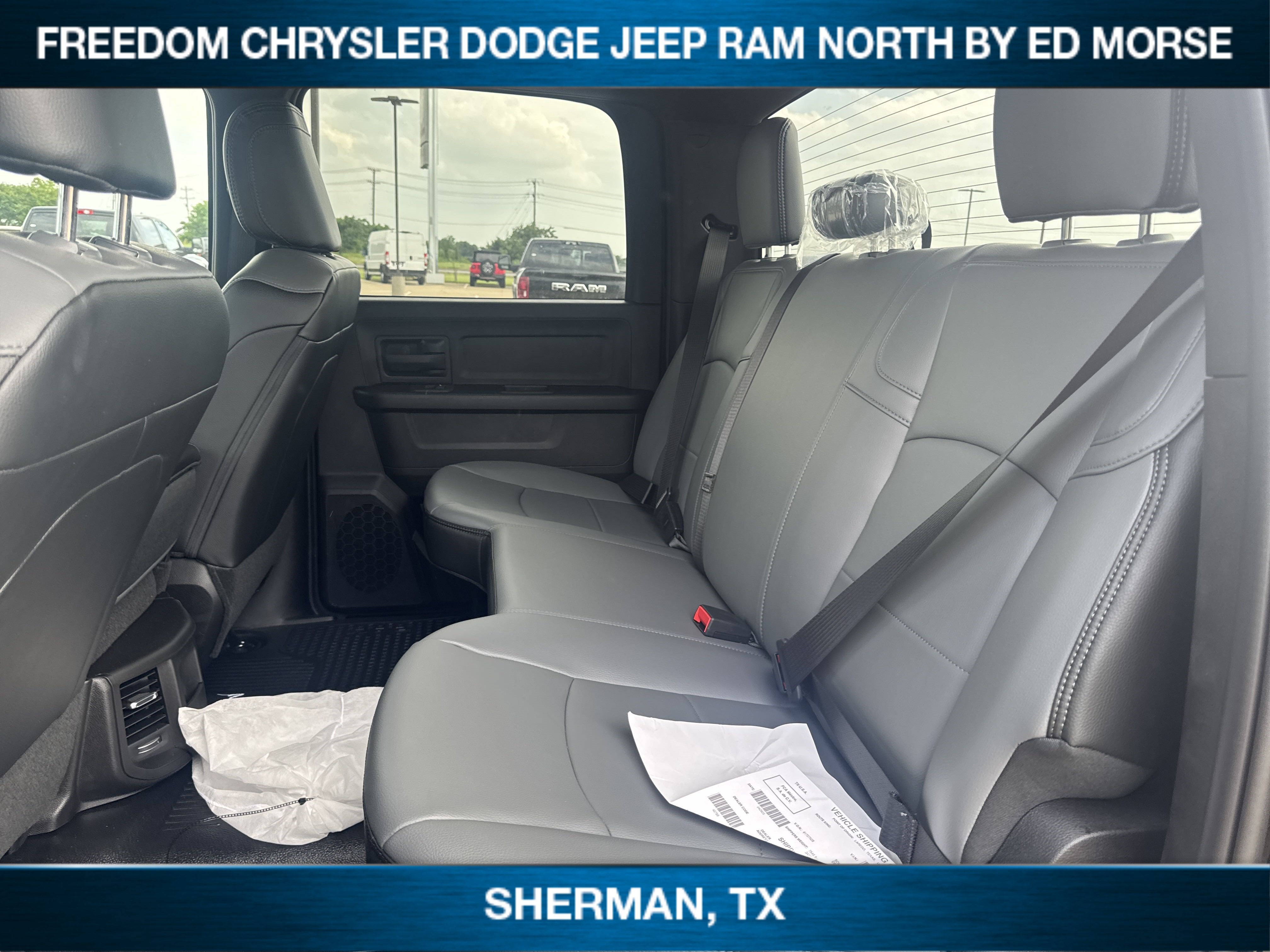 2025 RAM Ram 2500 RAM 2500 TRADESMAN CREW CAB 4X2 6'4' BOX