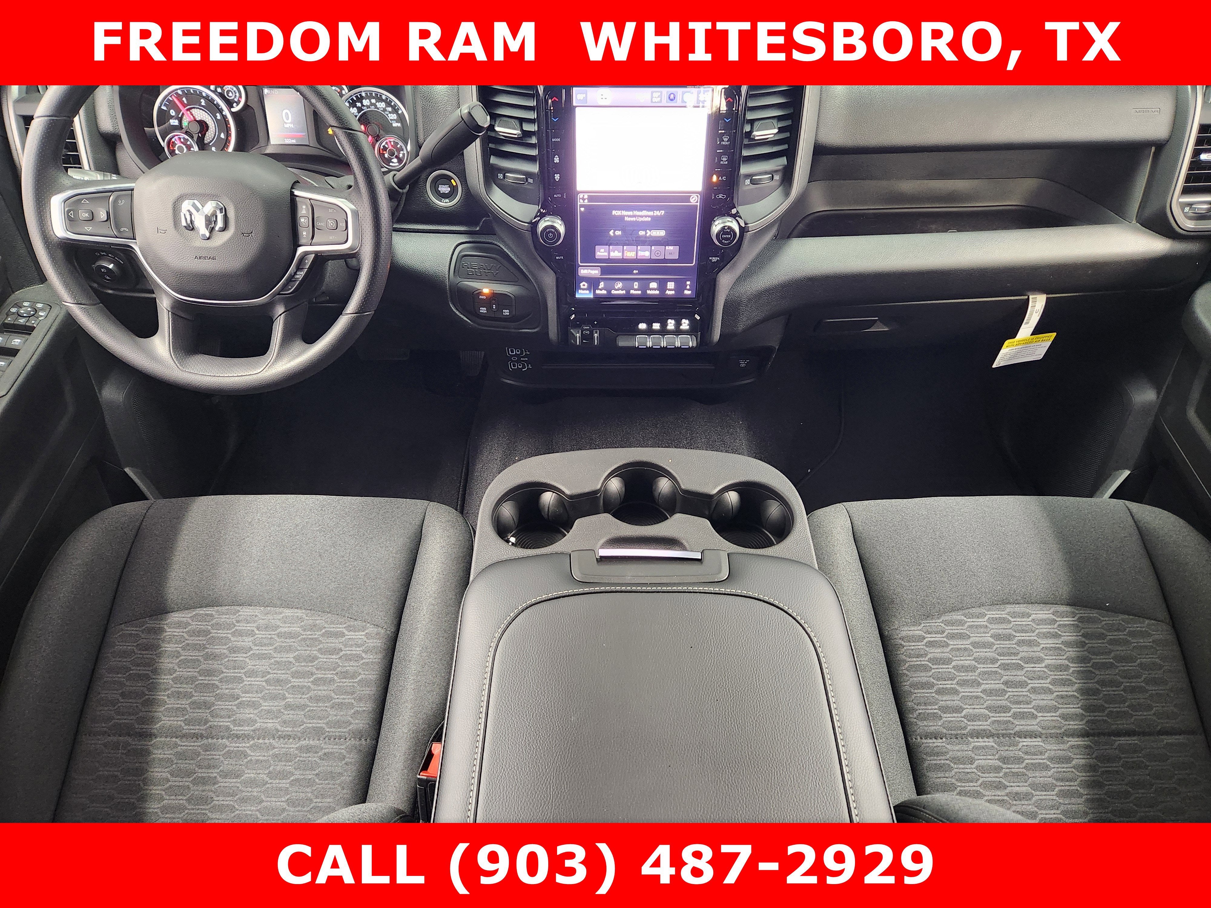 2026 RAM Ram 2500 RAM 2500 BLACK EXPRESS CREW CAB 4X4 6'4' BOX