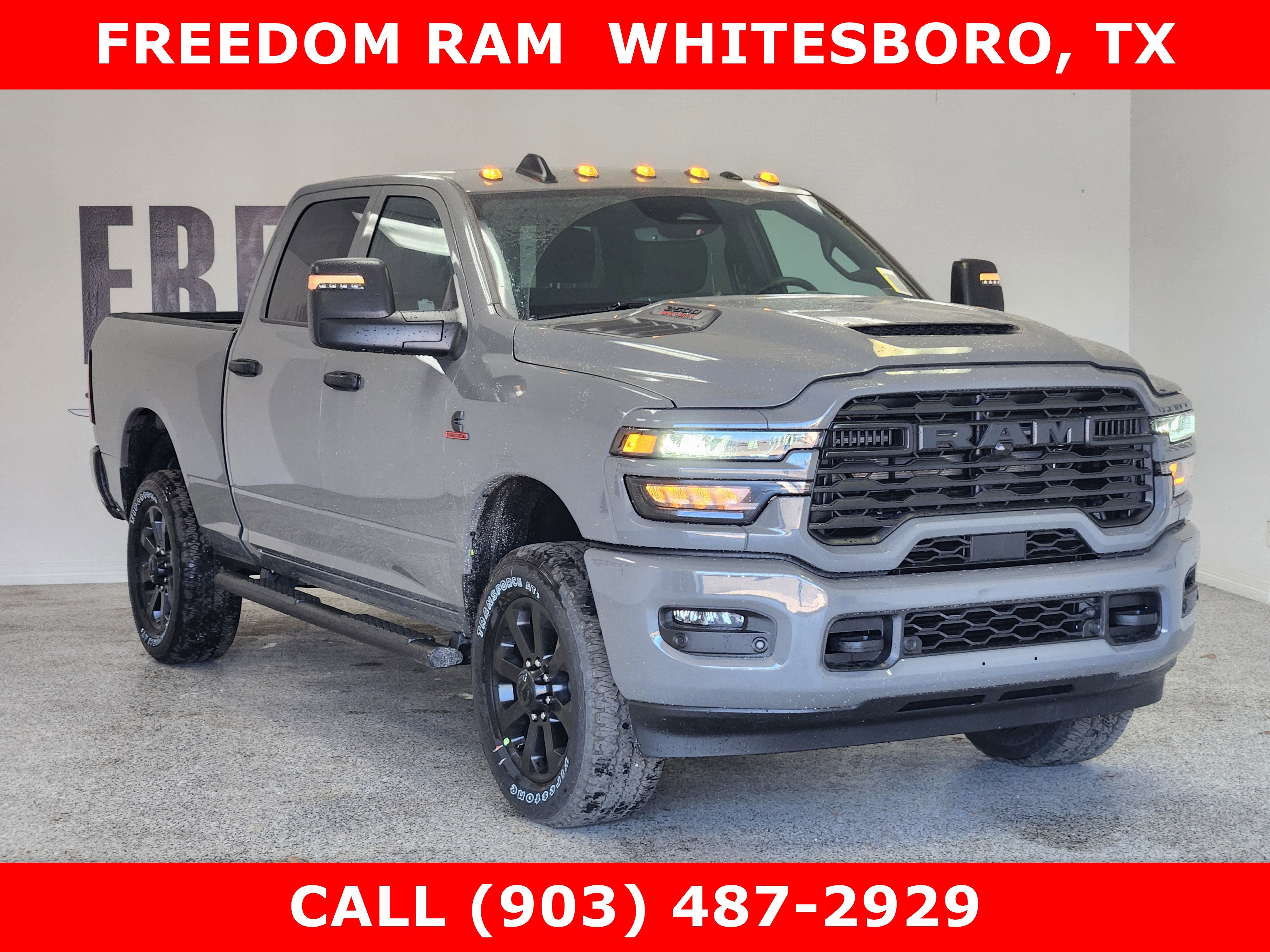 2026 RAM Ram 2500 RAM 2500 BLACK EXPRESS CREW CAB 4X4 6'4' BOX
