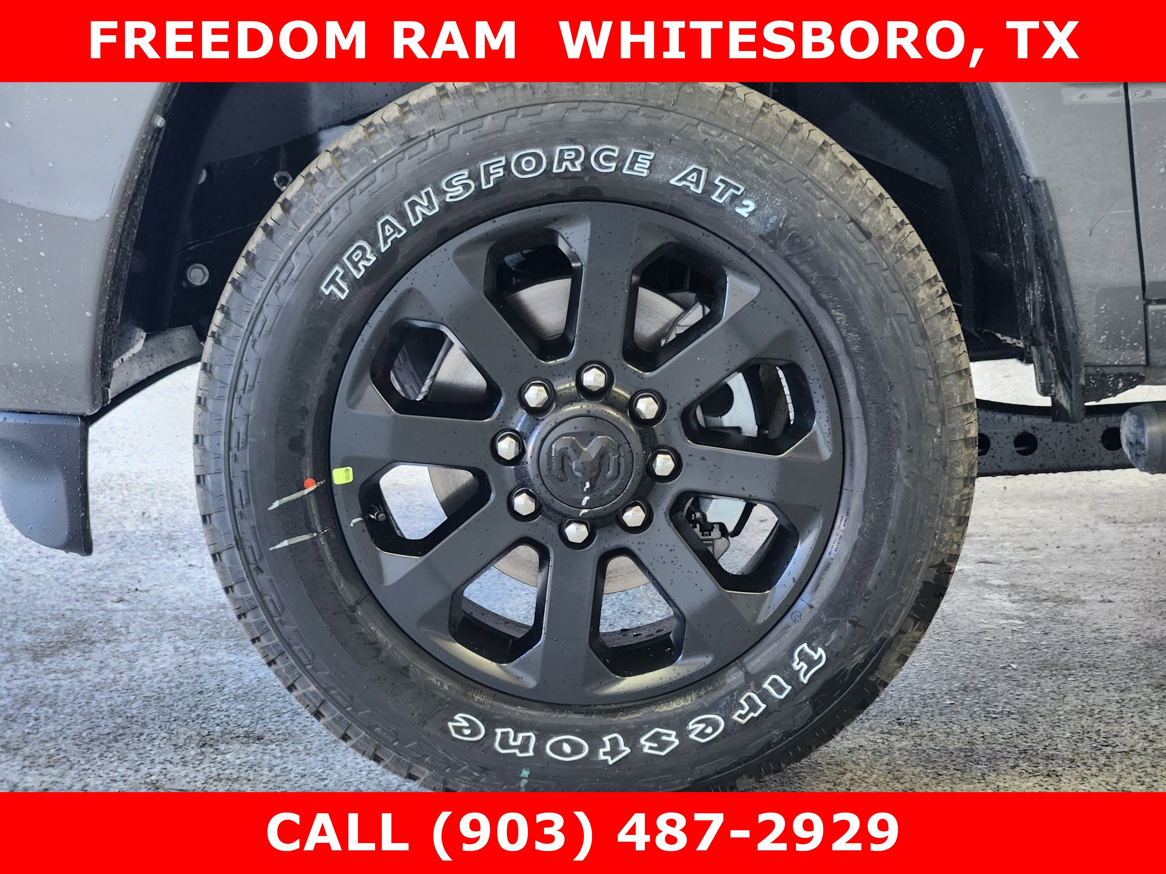 2026 RAM Ram 2500 RAM 2500 BLACK EXPRESS CREW CAB 4X4 6'4' BOX