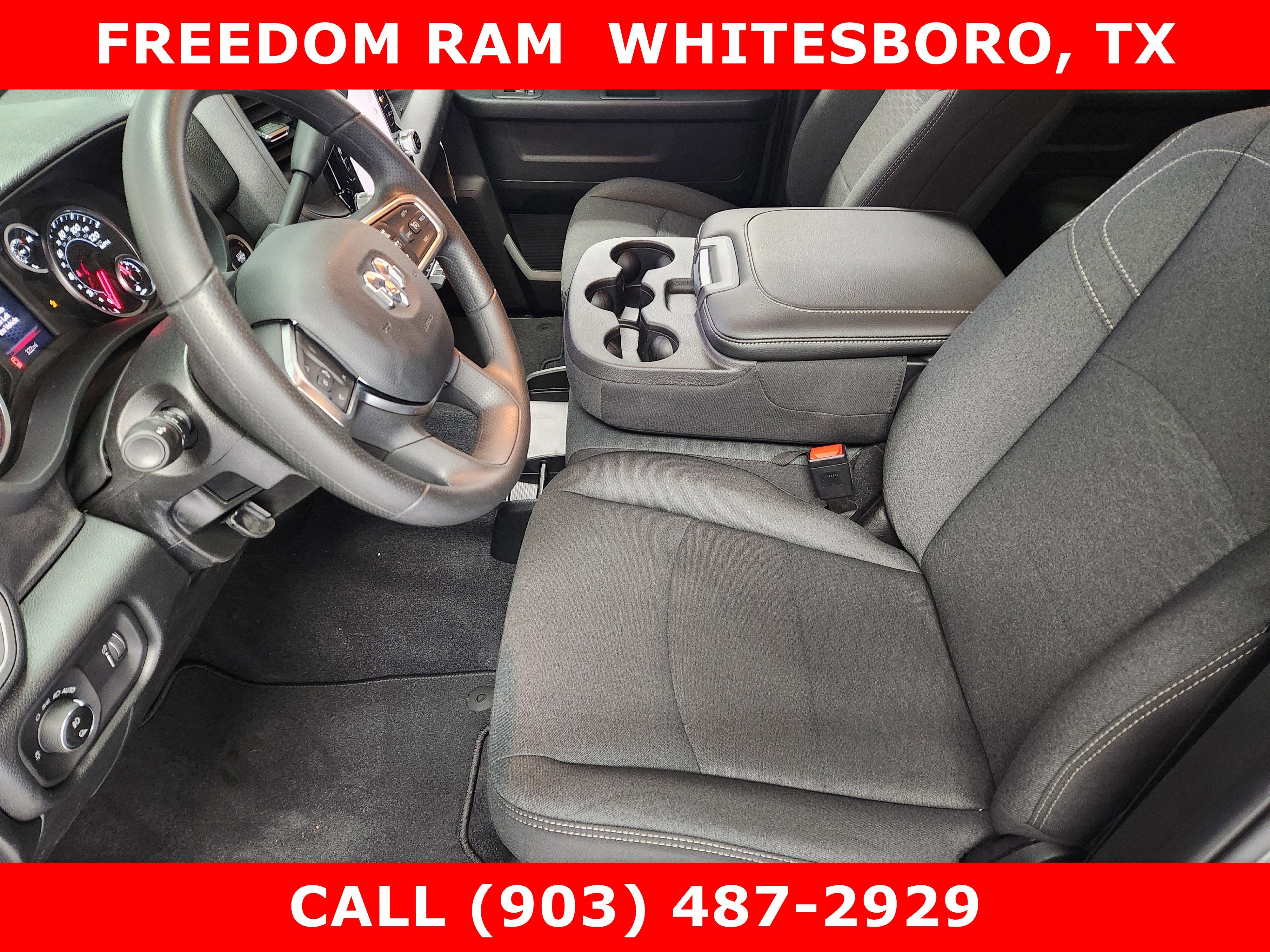 2026 RAM Ram 2500 RAM 2500 BLACK EXPRESS CREW CAB 4X4 6'4' BOX