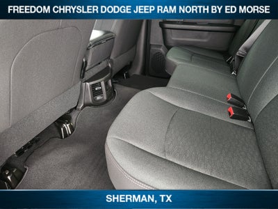 2026 RAM 2500 RAM 2500 BLACK EXPRESS CREW CAB 4X4 6'4' BOX