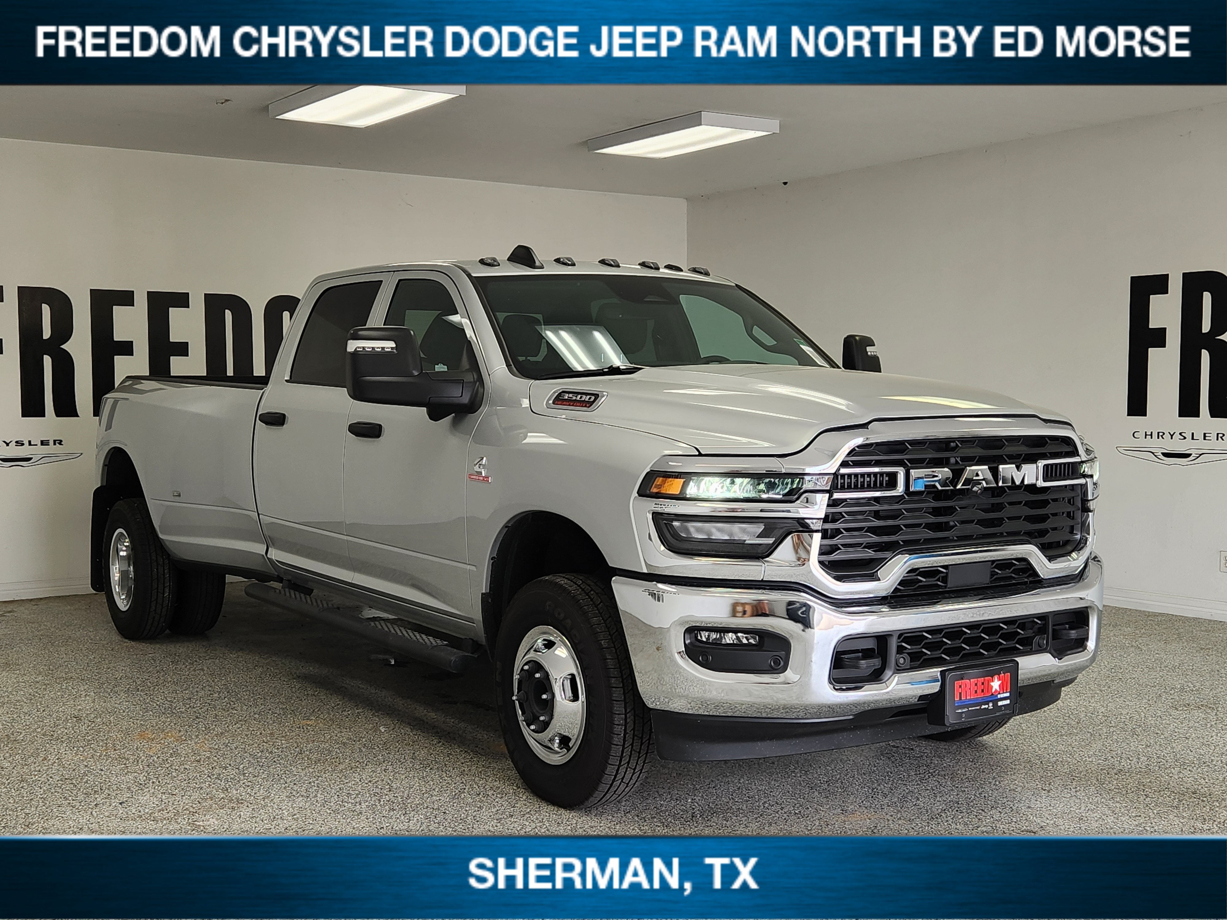 2026 RAM Ram 3500 RAM 3500 TRADESMAN CREW CAB 4X4 8' BOX