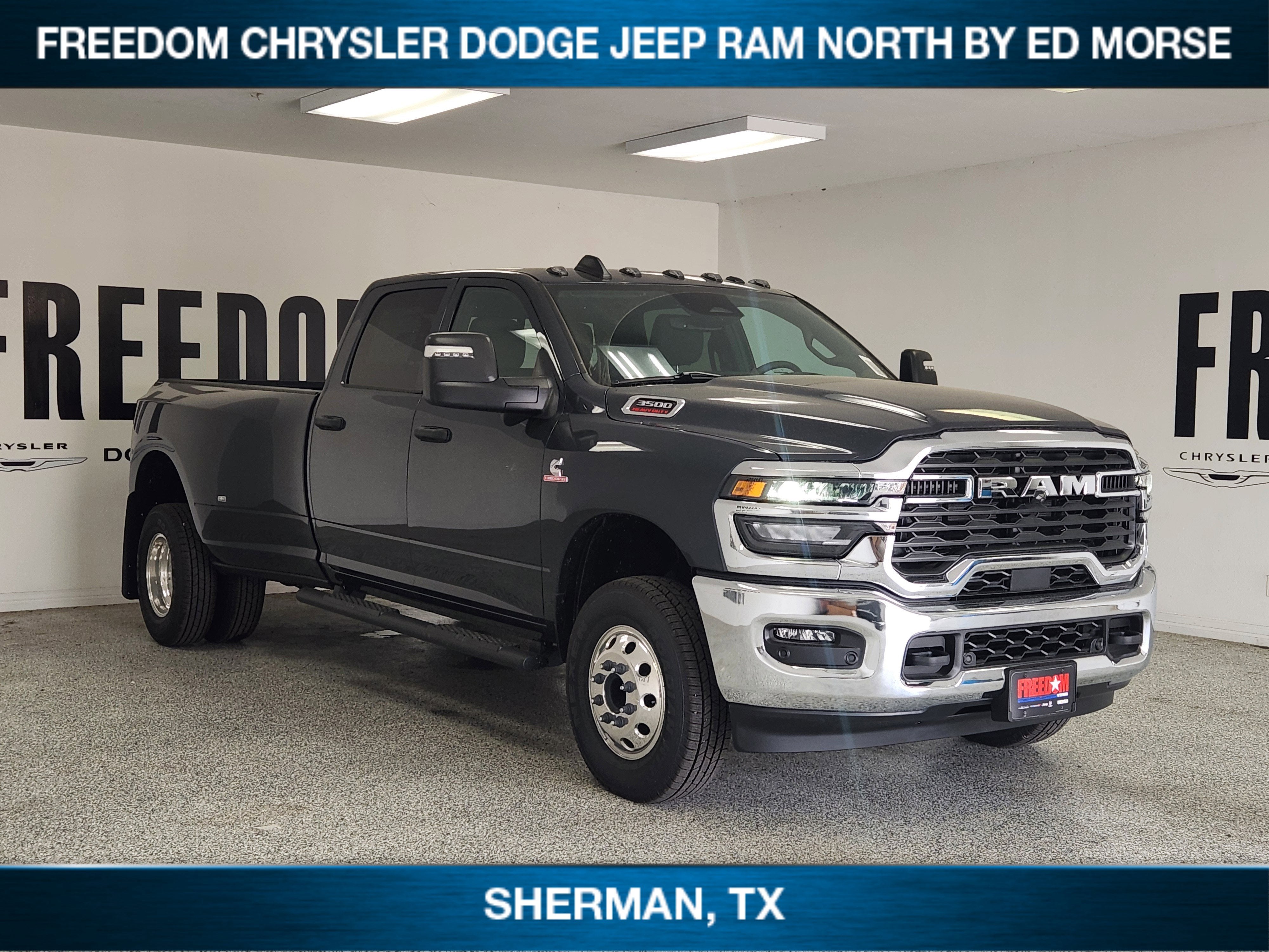 2026 RAM Ram 3500 RAM 3500 TRADESMAN CREW CAB 4X4 8' BOX
