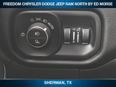 2024 RAM 3500 Laramie Crew Cab 4x4 8' Box