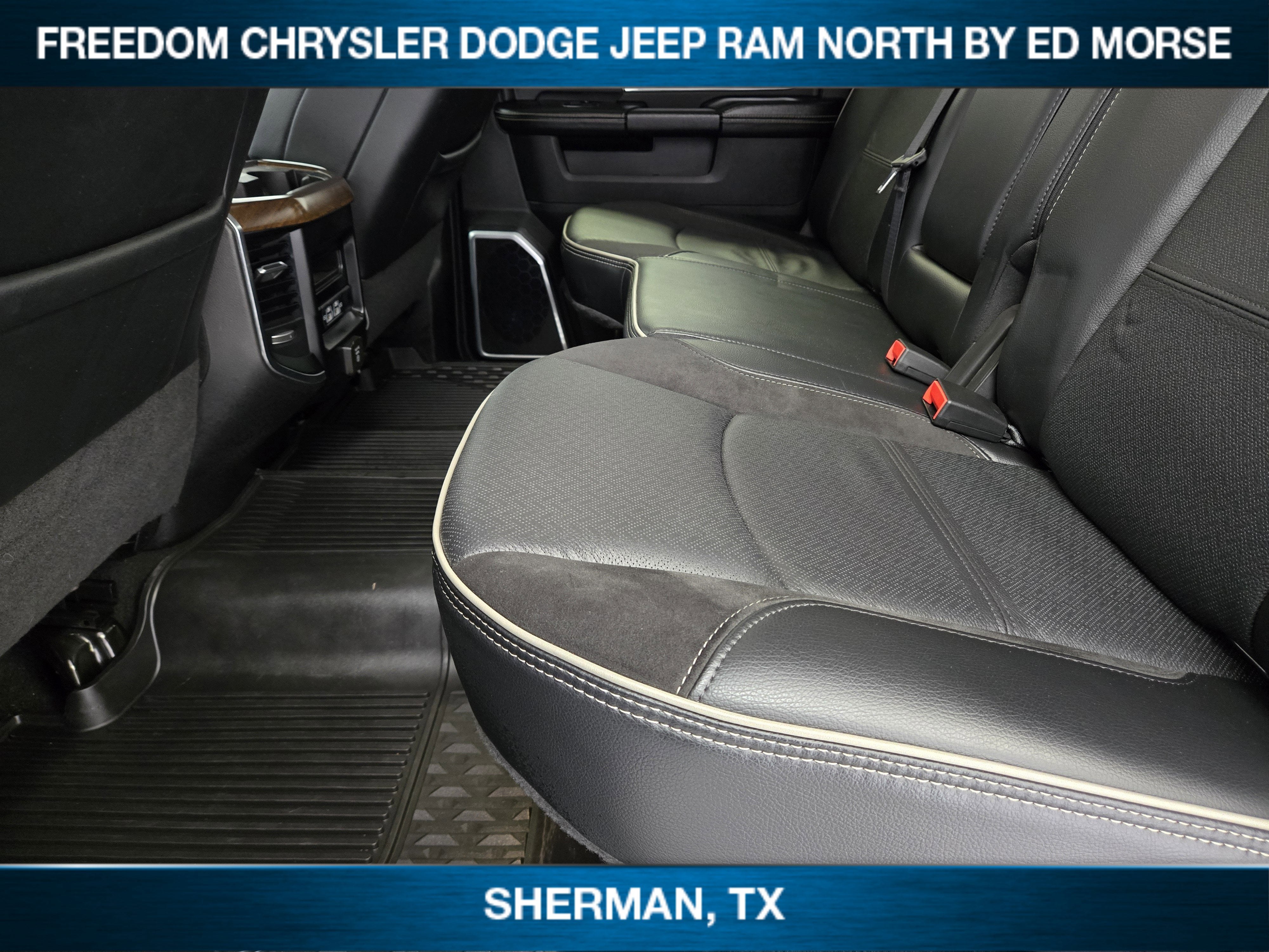 2024 RAM 3500 Laramie Crew Cab 4x4 8' Box