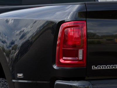 2027 RAM 3500 RAM 3500 LARAMIE CREW CAB 4X4 8' BOX
