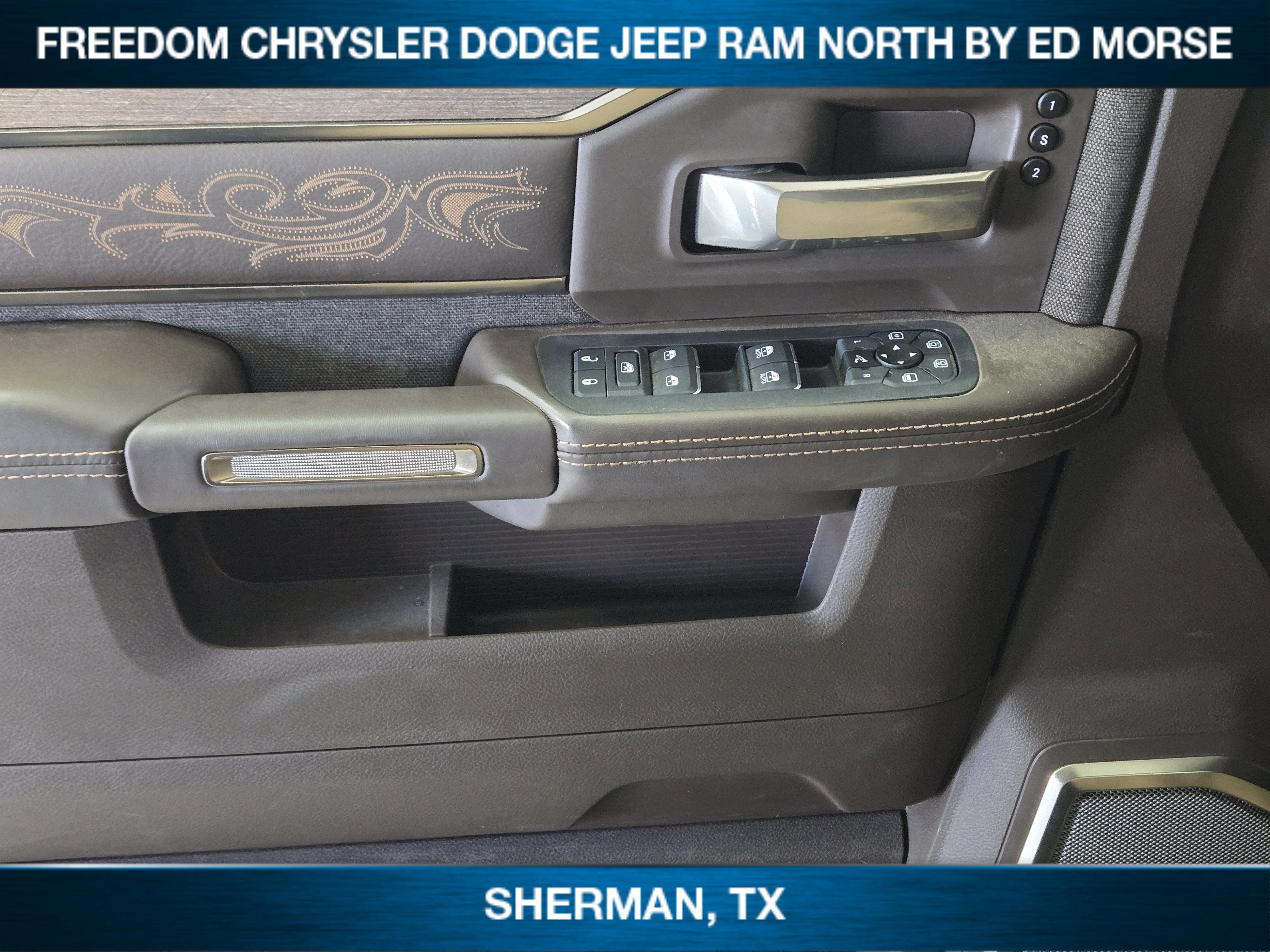 2025 RAM Ram 3500 RAM 3500 LIMITED LONGHORN CREW CAB 4X4 8' BOX