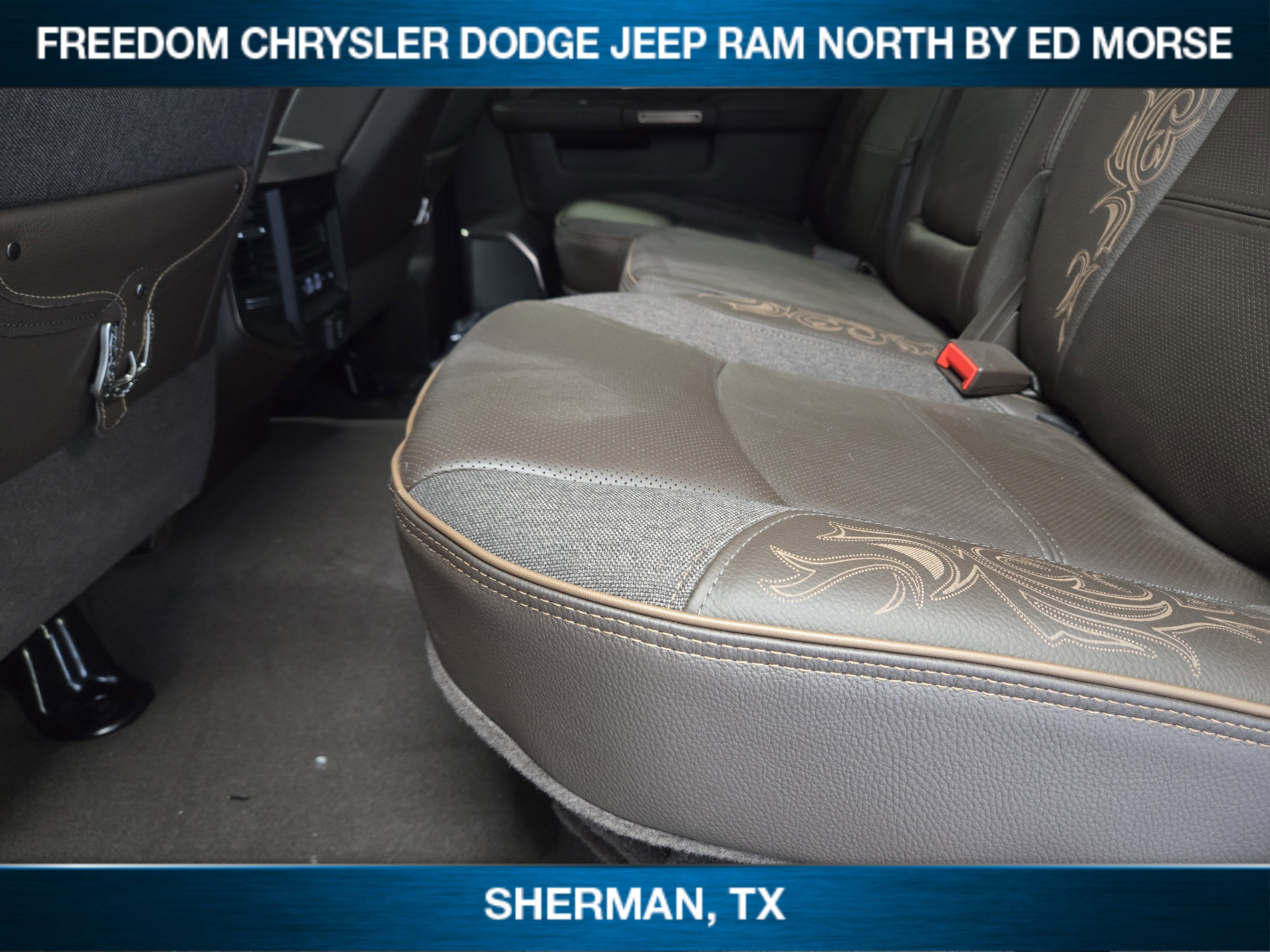 2025 RAM Ram 3500 RAM 3500 LIMITED LONGHORN CREW CAB 4X4 8' BOX