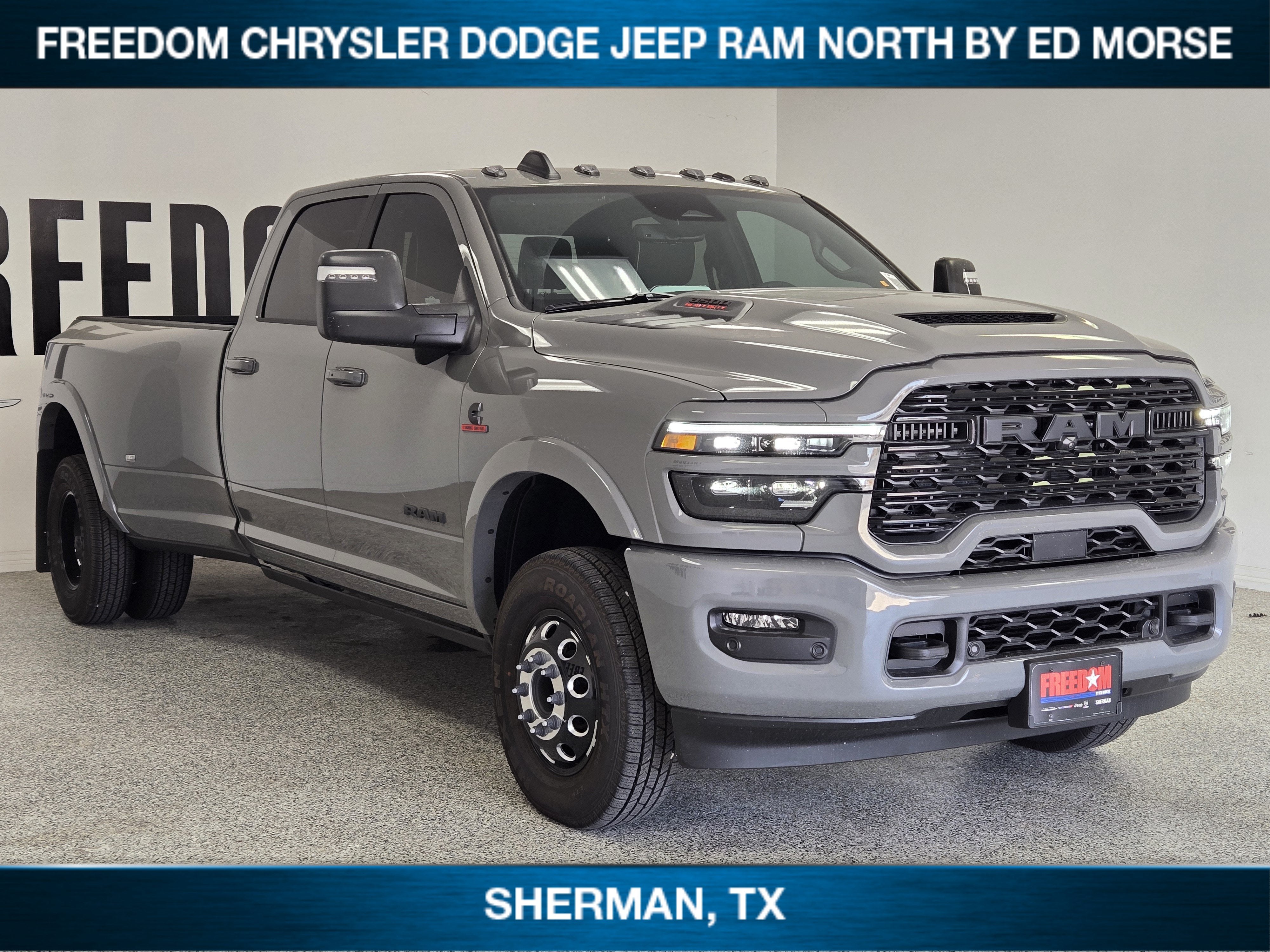 2026 RAM 3500 RAM 3500 LIMITED CREW CAB 4X4 8' BOX