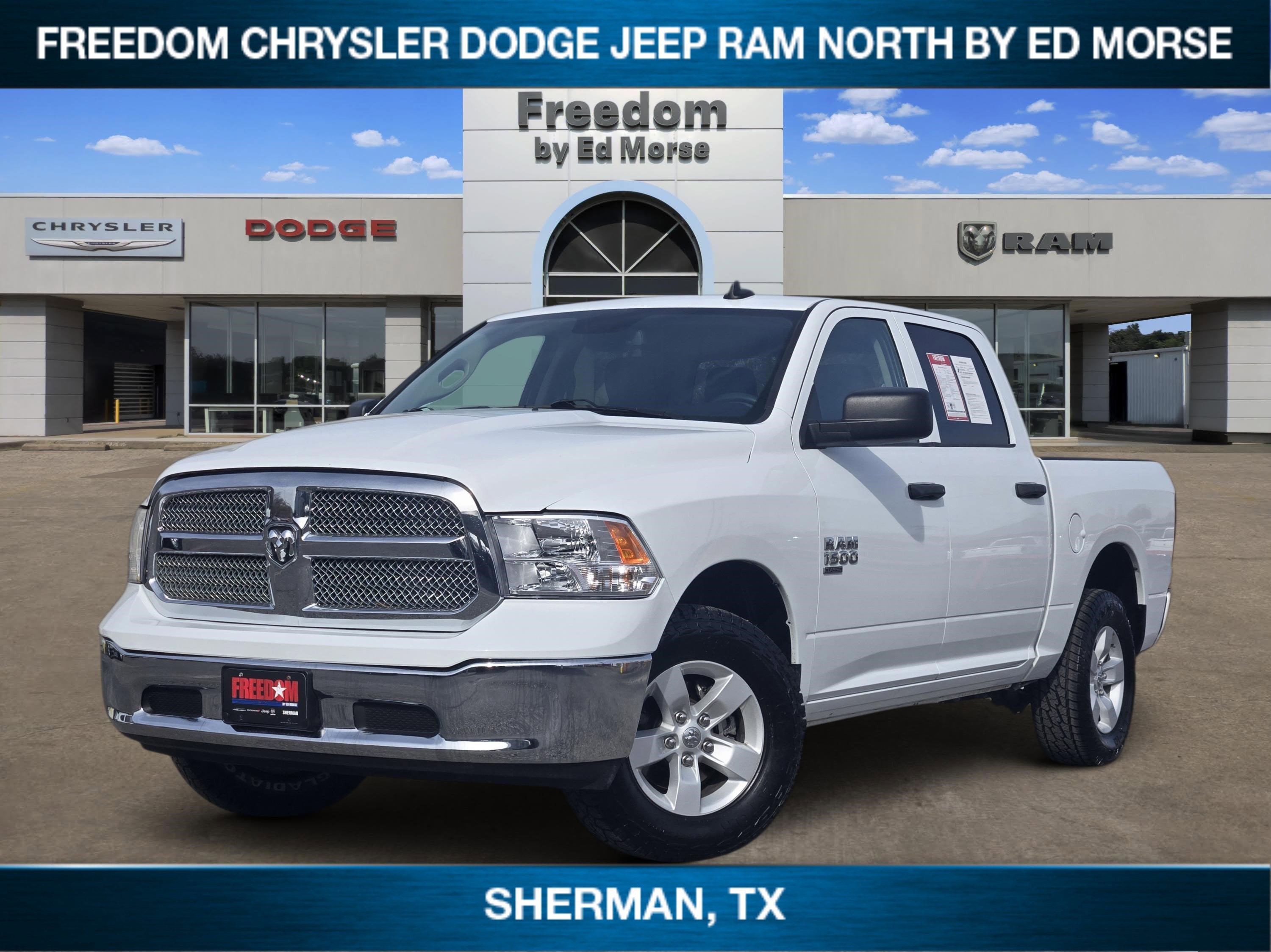 2023 RAM 1500 Classic SLT Crew Cab 4x4 5'7' Box