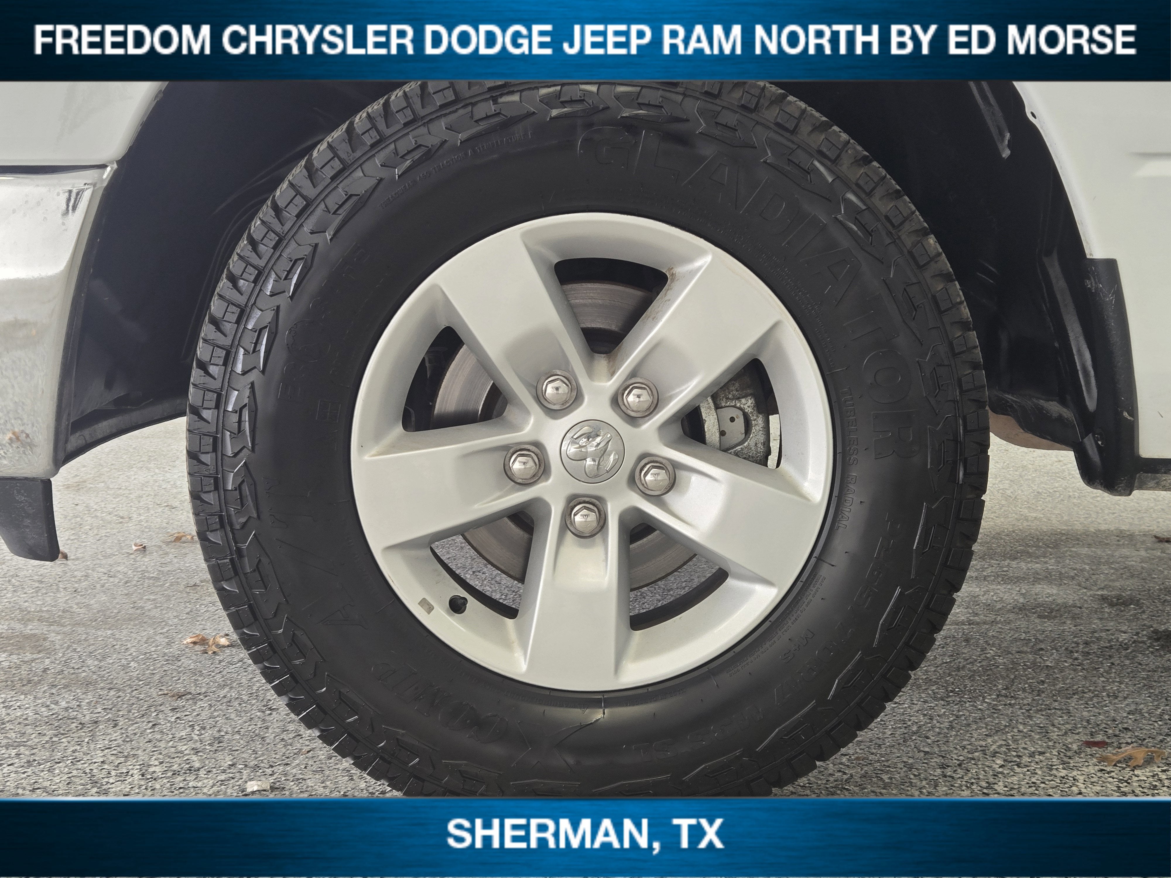 2023 RAM 1500 Classic SLT Crew Cab 4x4 5'7' Box