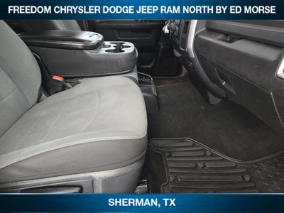 2023 RAM 1500 Classic SLT Crew Cab 4x4 5'7' Box