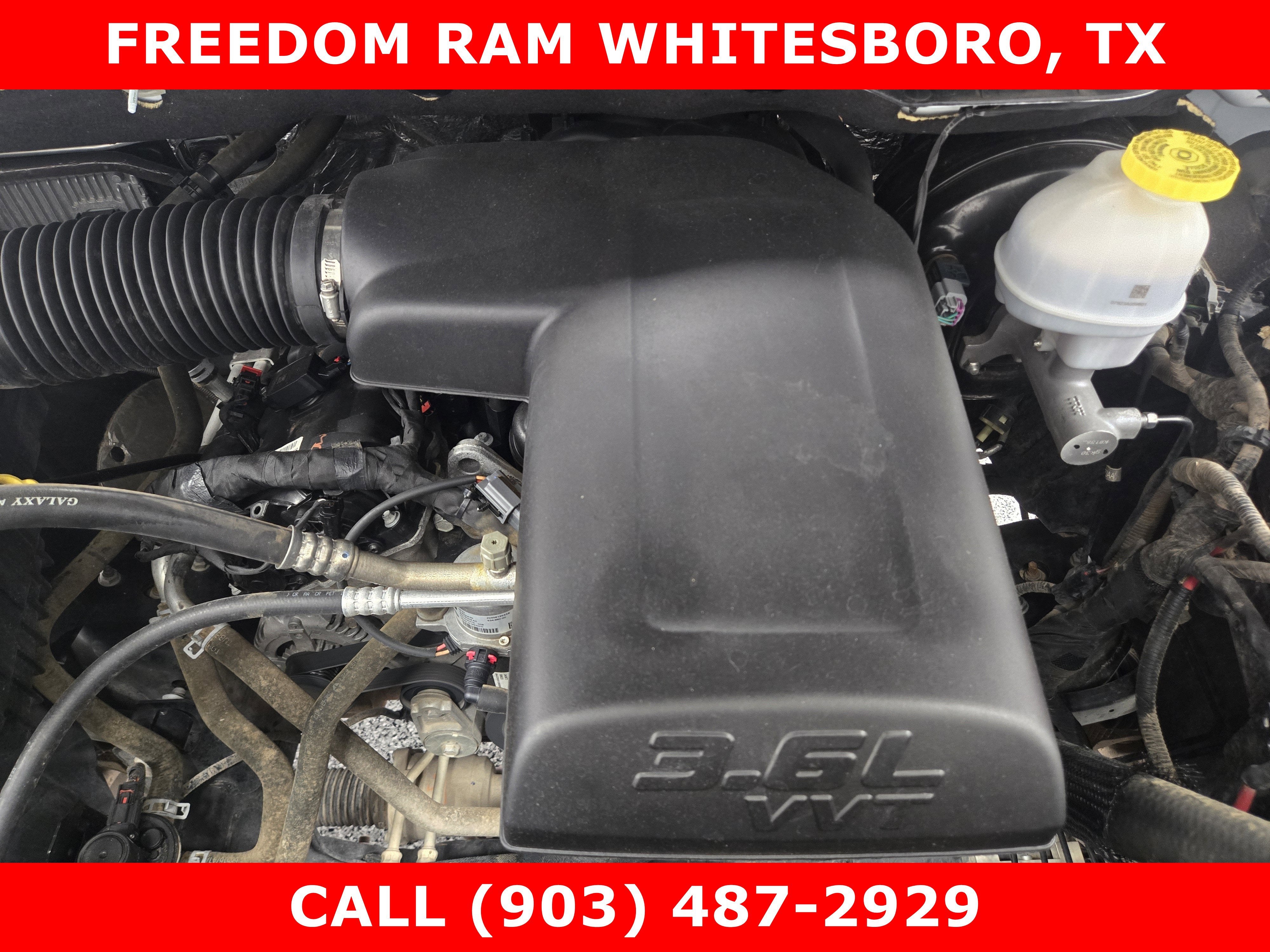 2023 RAM 1500 Classic SLT Crew Cab 4x4 5'7' Box